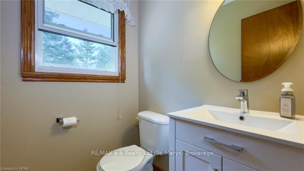 Photo 19 of 93 Langford Drive, Lucan Biddulph, Lucan — HOMEH