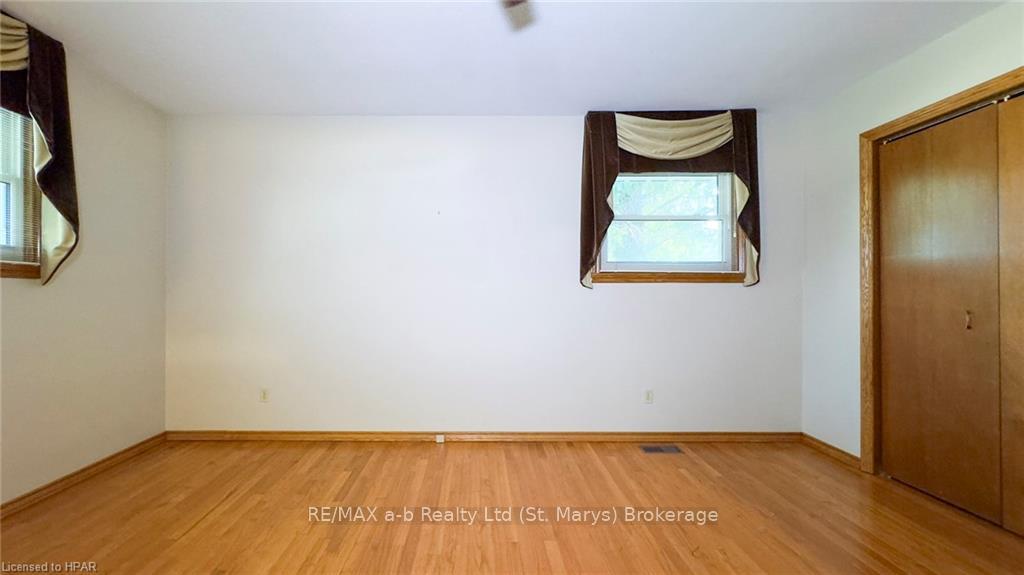 Photo 26 of 93 Langford Drive, Lucan Biddulph, Lucan — HOMEH