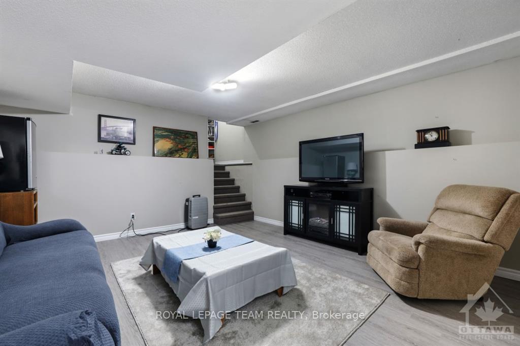 Photo 15 of 49 Mccallum Drive, McNab/Braeside, Mcnab/Braeside Twps — HOMEH