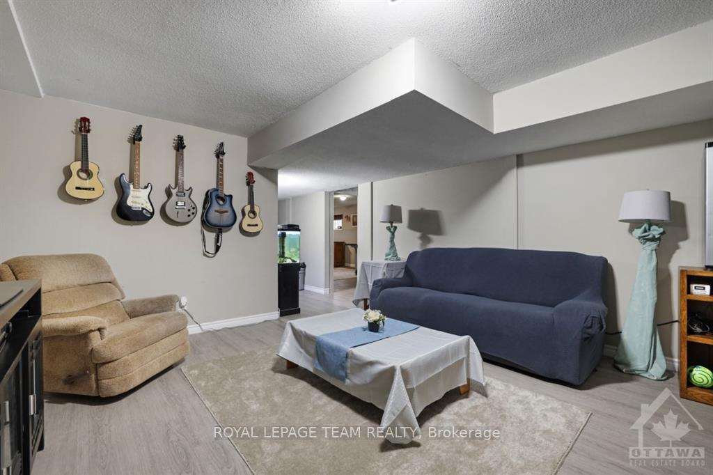 Photo 16 of 49 Mccallum Drive, McNab/Braeside, Mcnab/Braeside Twps — HOMEH