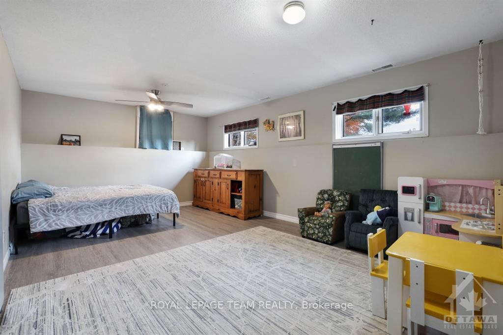 Photo 18 of 49 Mccallum Drive, McNab/Braeside, Mcnab/Braeside Twps — HOMEH