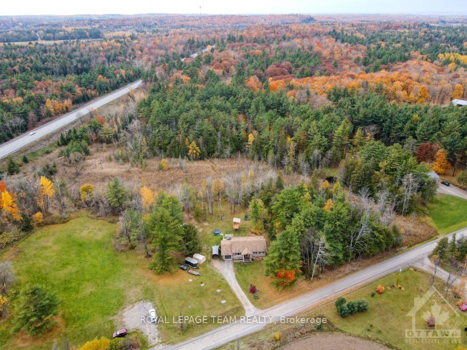 Photo 24 of 49 Mccallum Drive, McNab/Braeside, Mcnab/Braeside Twps — HOMEH
