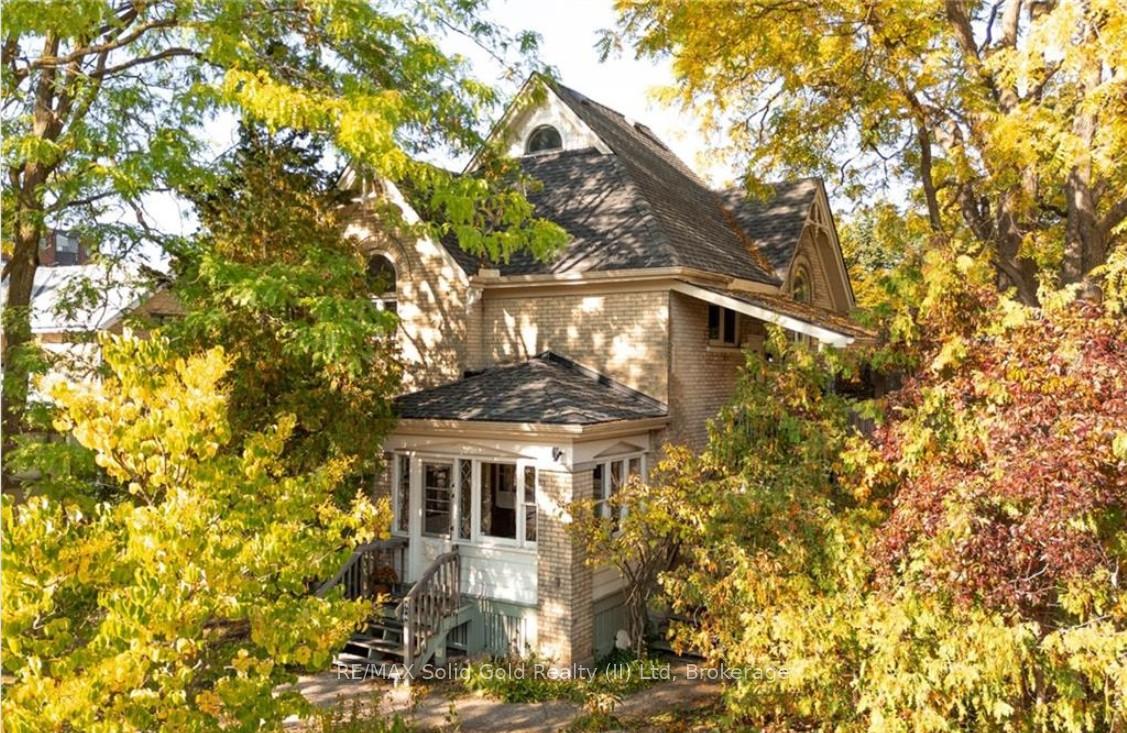 Photo 3 of 44 Ellen Street E, Kitchener — HOMEH