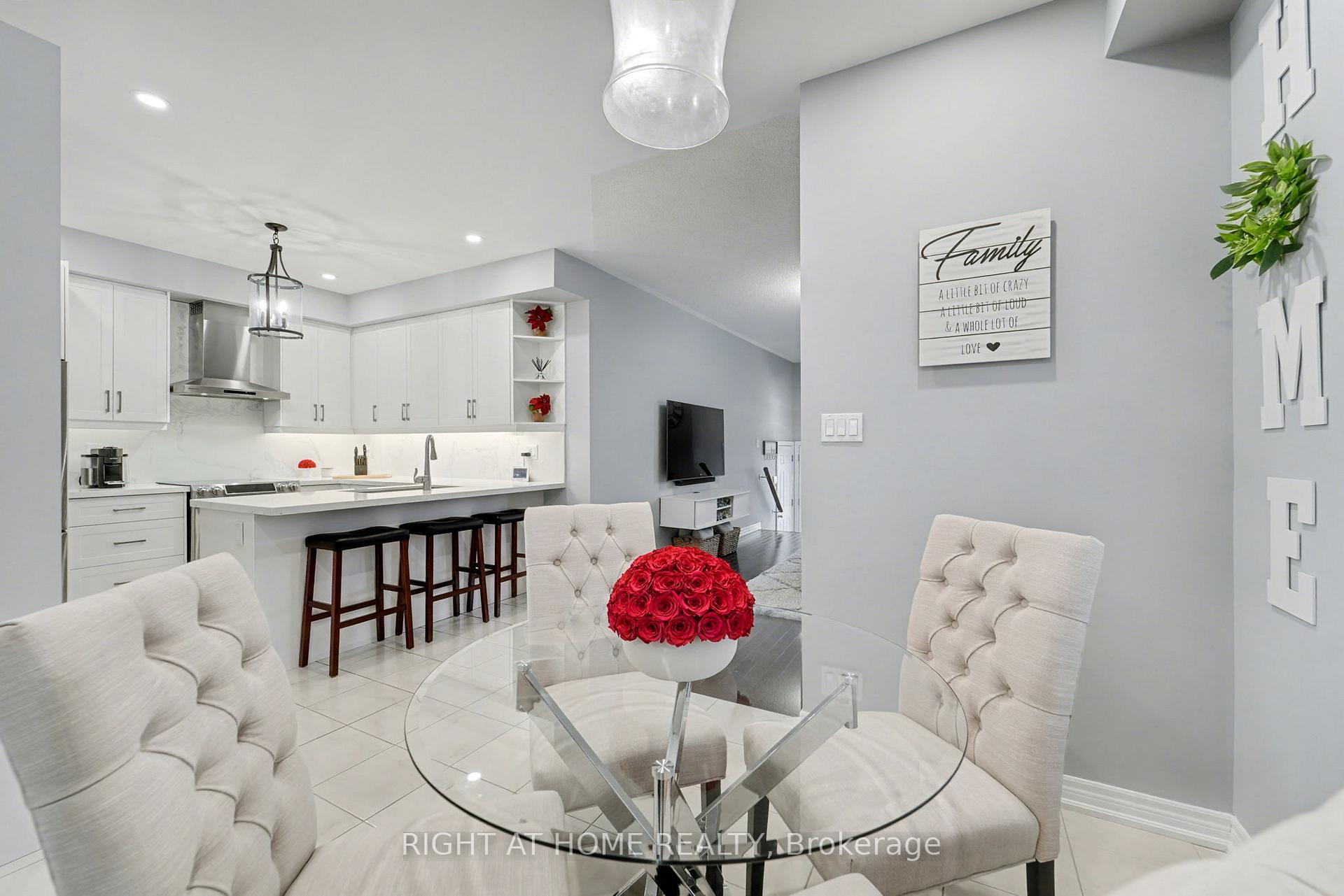 Photo 14 of 11 Windyton Avenue, Markham, Cornell — HOMEH