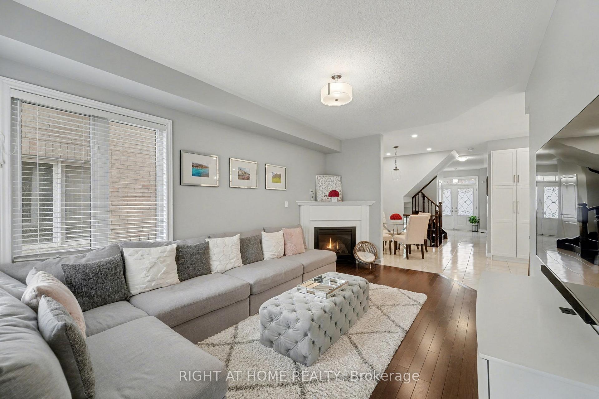 Photo 17 of 11 Windyton Avenue, Markham, Cornell — HOMEH