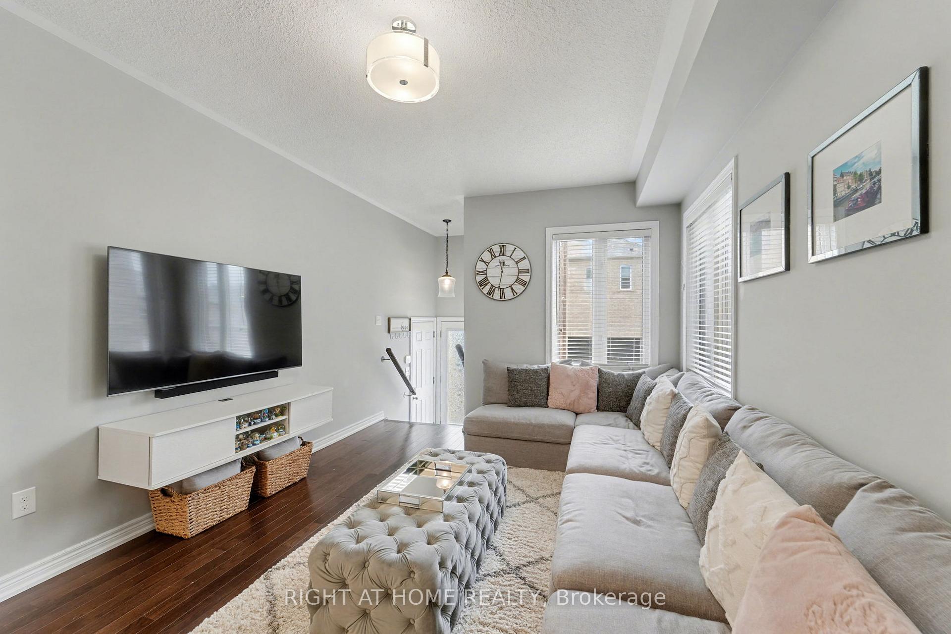 Photo 19 of 11 Windyton Avenue, Markham, Cornell — HOMEH