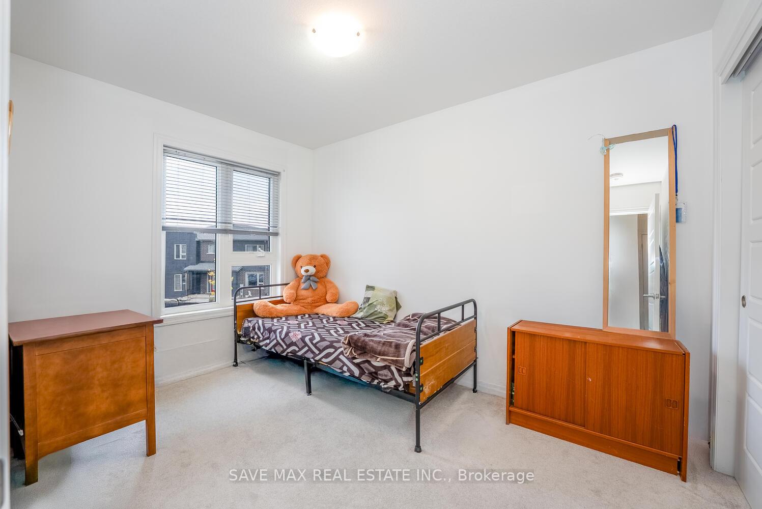 Photo 17 of 9 Shedrow Place, Kitchener — HOMEH