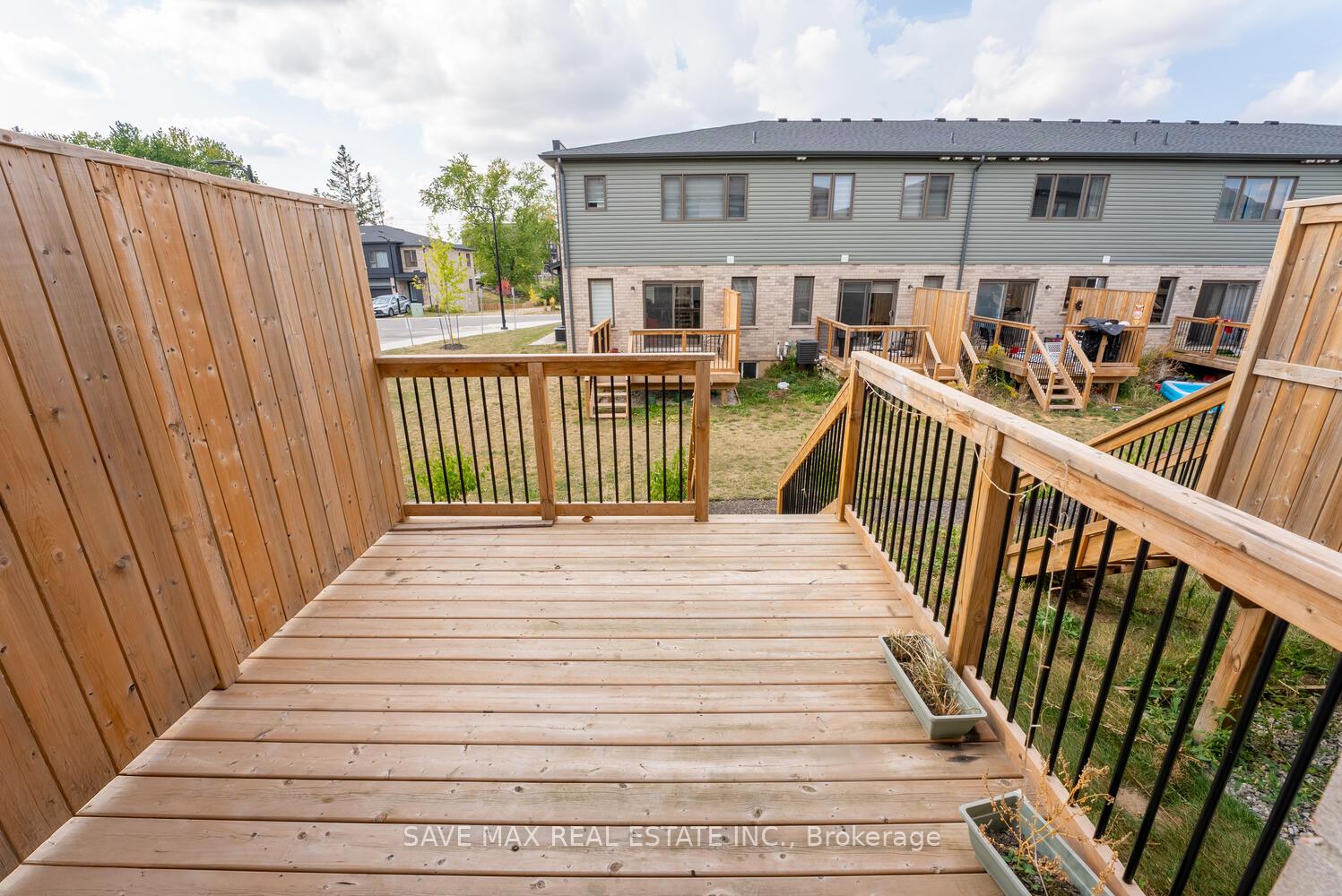 Photo 29 of 9 Shedrow Place, Kitchener — HOMEH