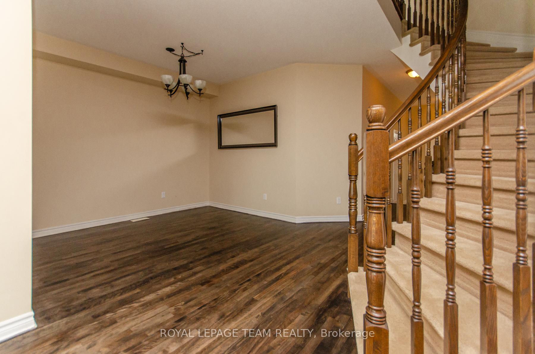 Photo 10 of 244 Maxwell Bridge Road, Ottawa, Kanata - Morgan's Grant/South March — HOMEH