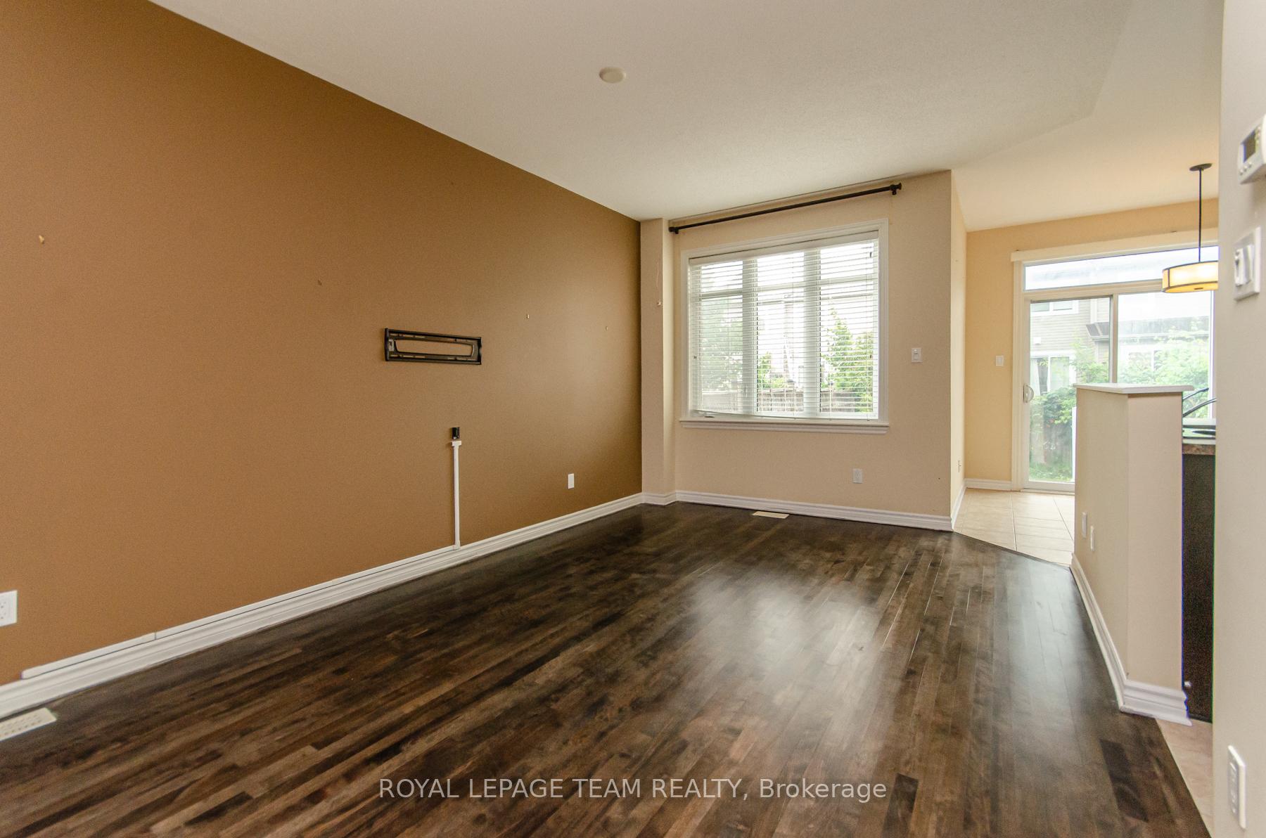 Photo 14 of 244 Maxwell Bridge Road, Ottawa, Kanata - Morgan's Grant/South March — HOMEH