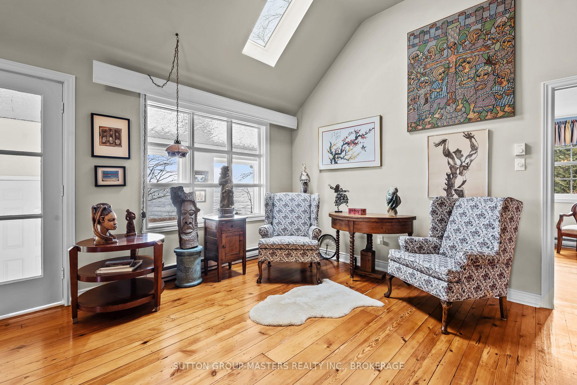Photo 7 of 5540 Bath Road, Loyalist, Lennox and Addington - South — HOMEH