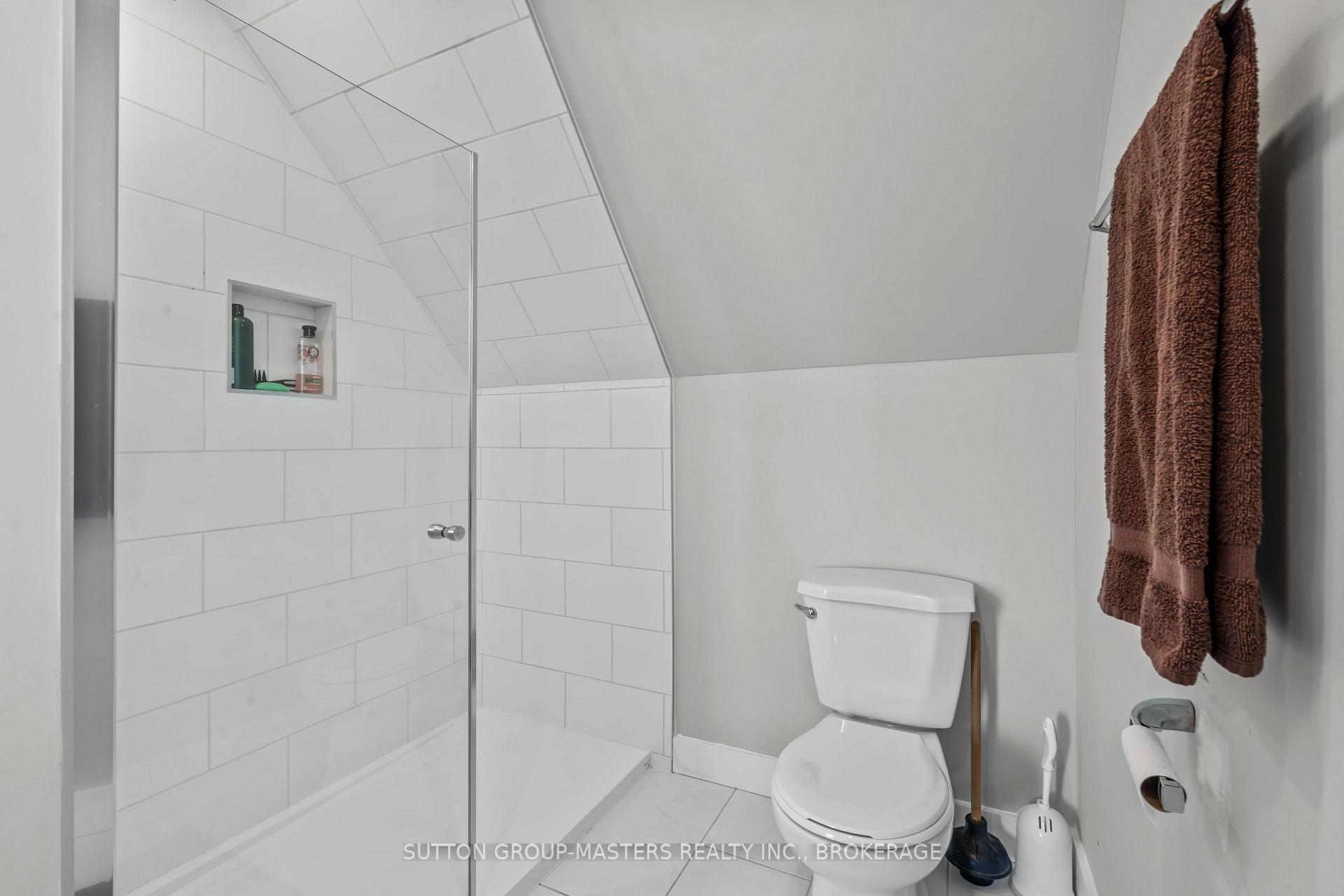 Photo 30 of 5540 Bath Road, Loyalist, Lennox and Addington - South — HOMEH