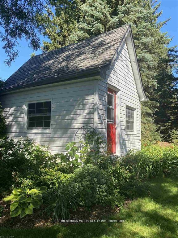 Photo 34 of 5540 Bath Road, Loyalist, Lennox and Addington - South — HOMEH