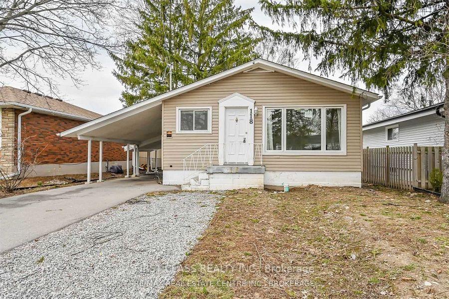 Front of Unit 2, 118 Manning Avenue