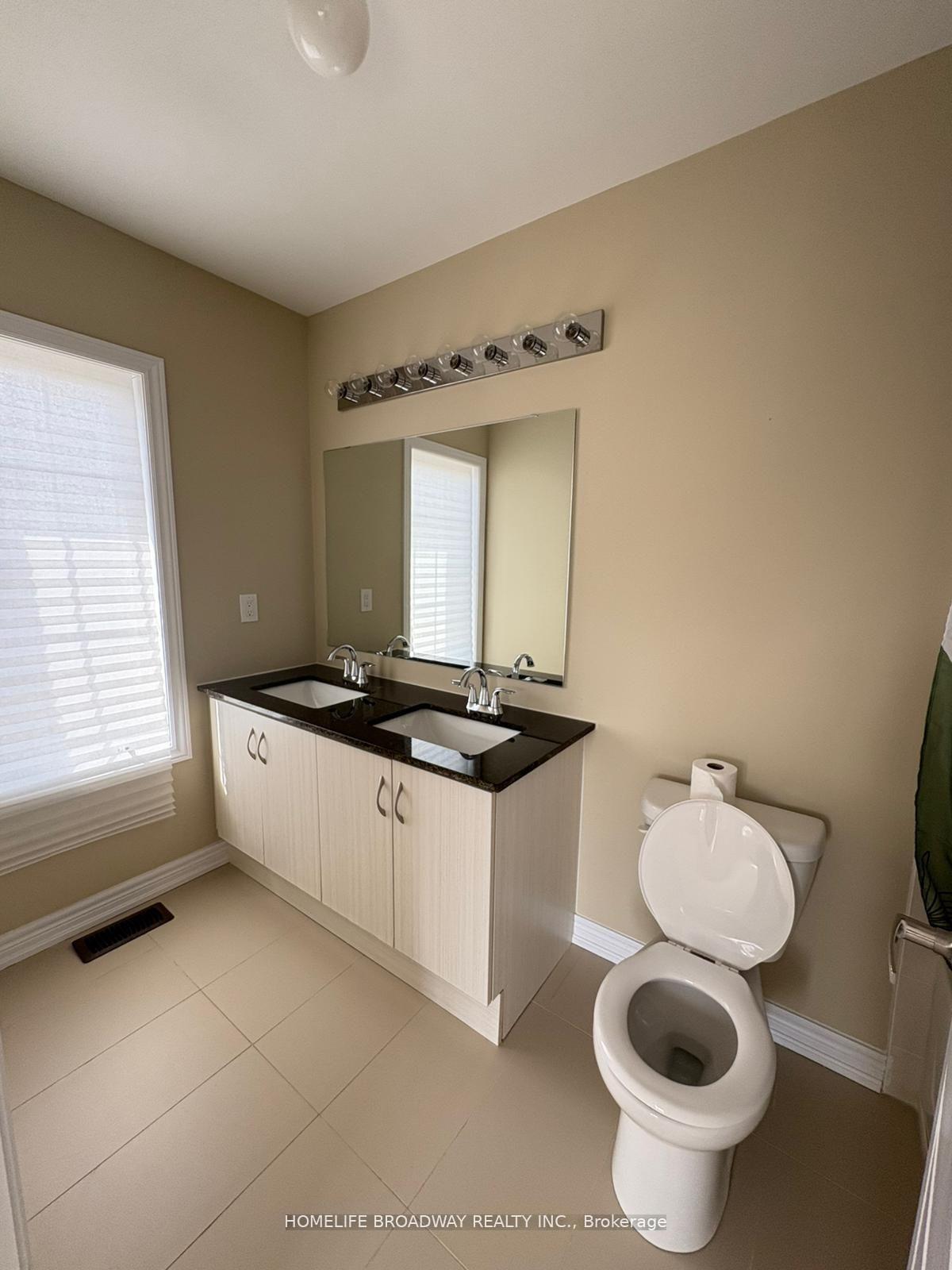 Photo 17 of 1906 Donald Cousens Parkway, Markham, Cornell — HOMEH