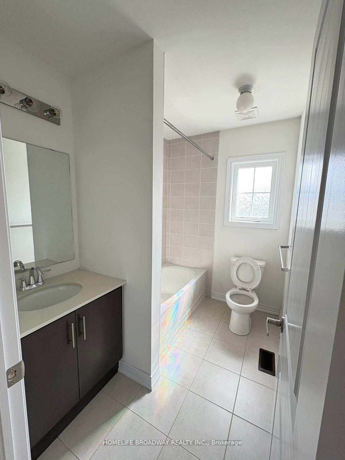 Photo 22 of 1906 Donald Cousens Parkway, Markham, Cornell — HOMEH