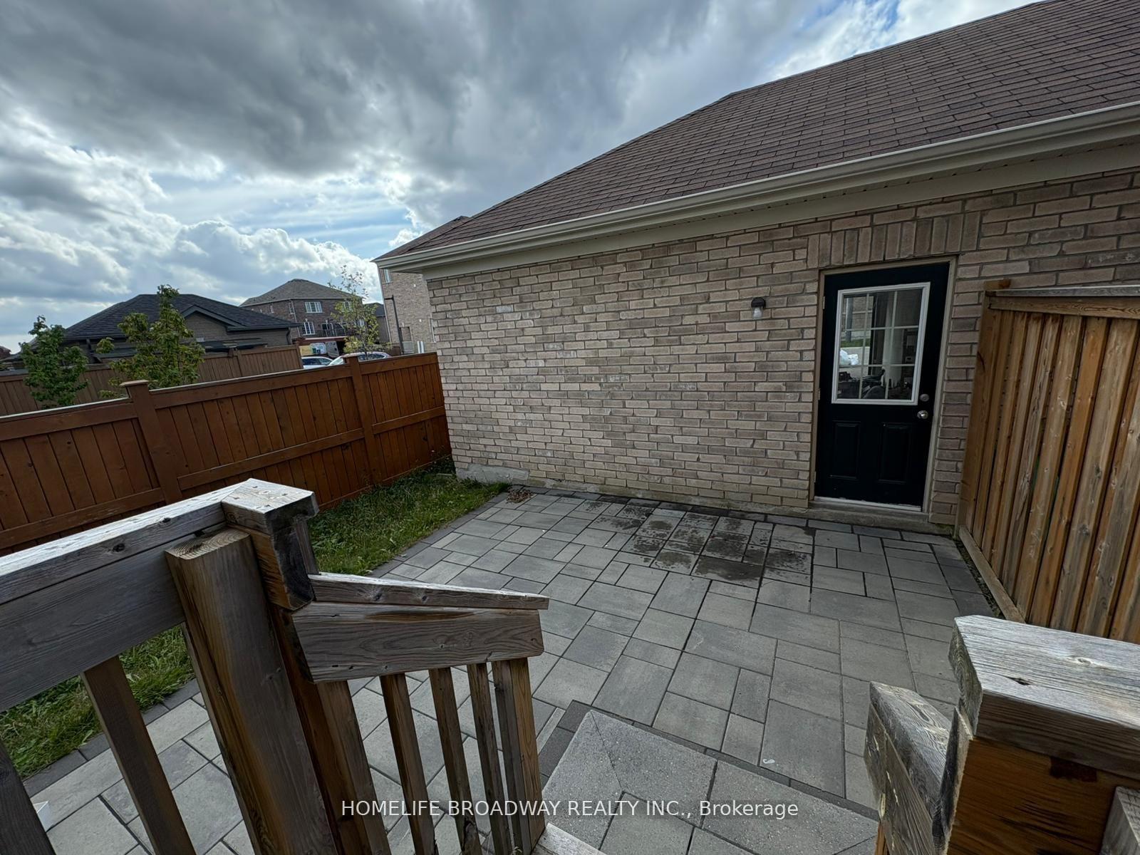 Photo 23 of 1906 Donald Cousens Parkway, Markham, Cornell — HOMEH
