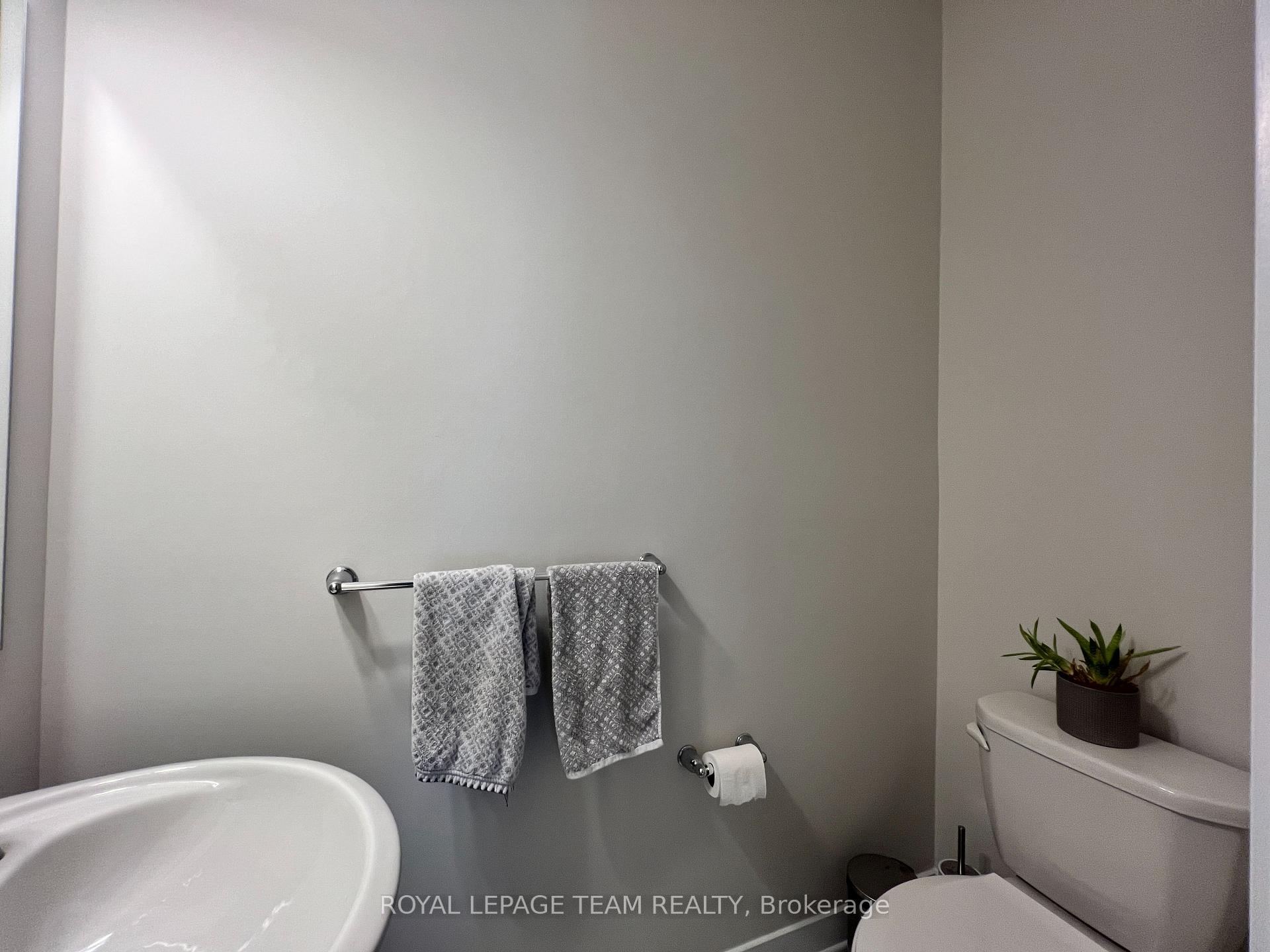 Photo 6 of 134 Visor Private, Ottawa, Kanata - Emerald Meadows/Trailwest — HOMEH