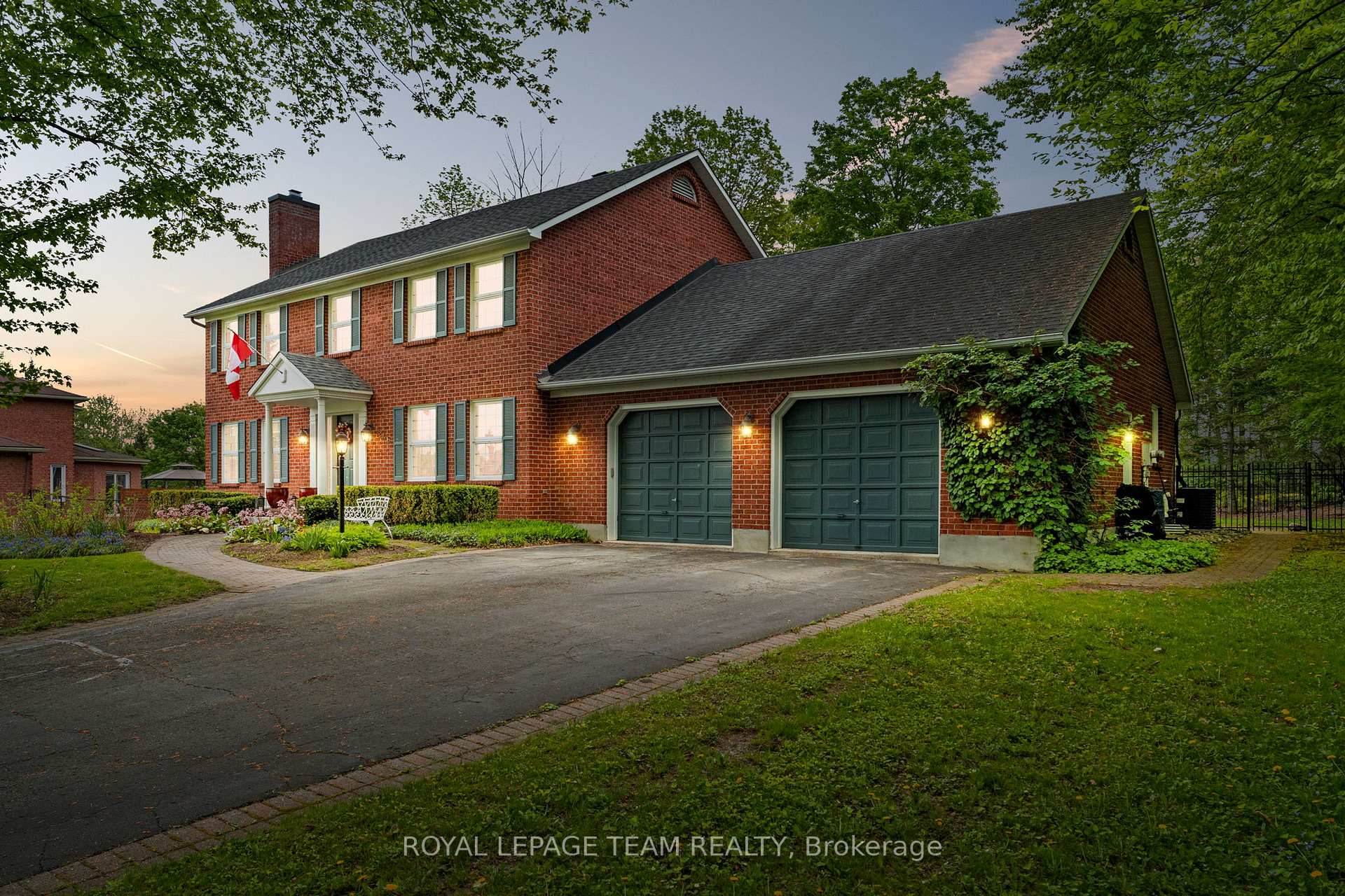 Photo 1 of 1246 Potter Drive, Ottawa, Manotick Village & Manotick Estates — HOMEH
