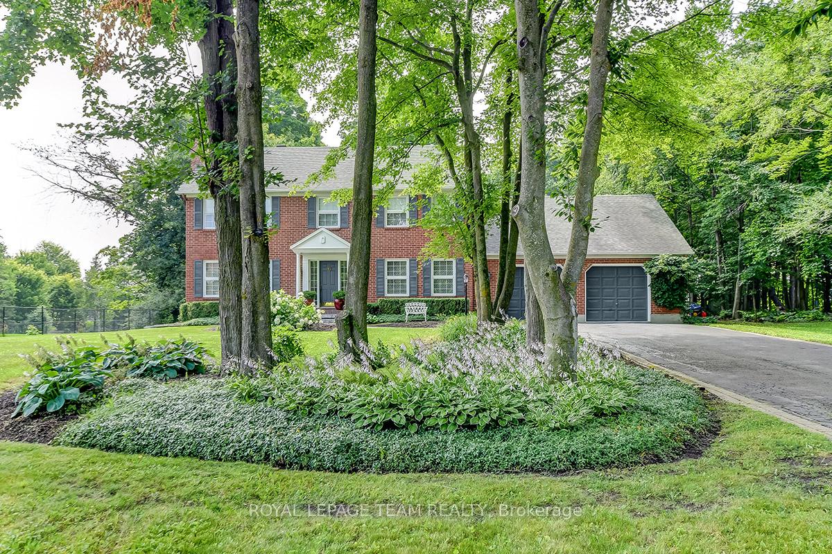 Photo 4 of 1246 Potter Drive, Ottawa, Manotick Village & Manotick Estates — HOMEH