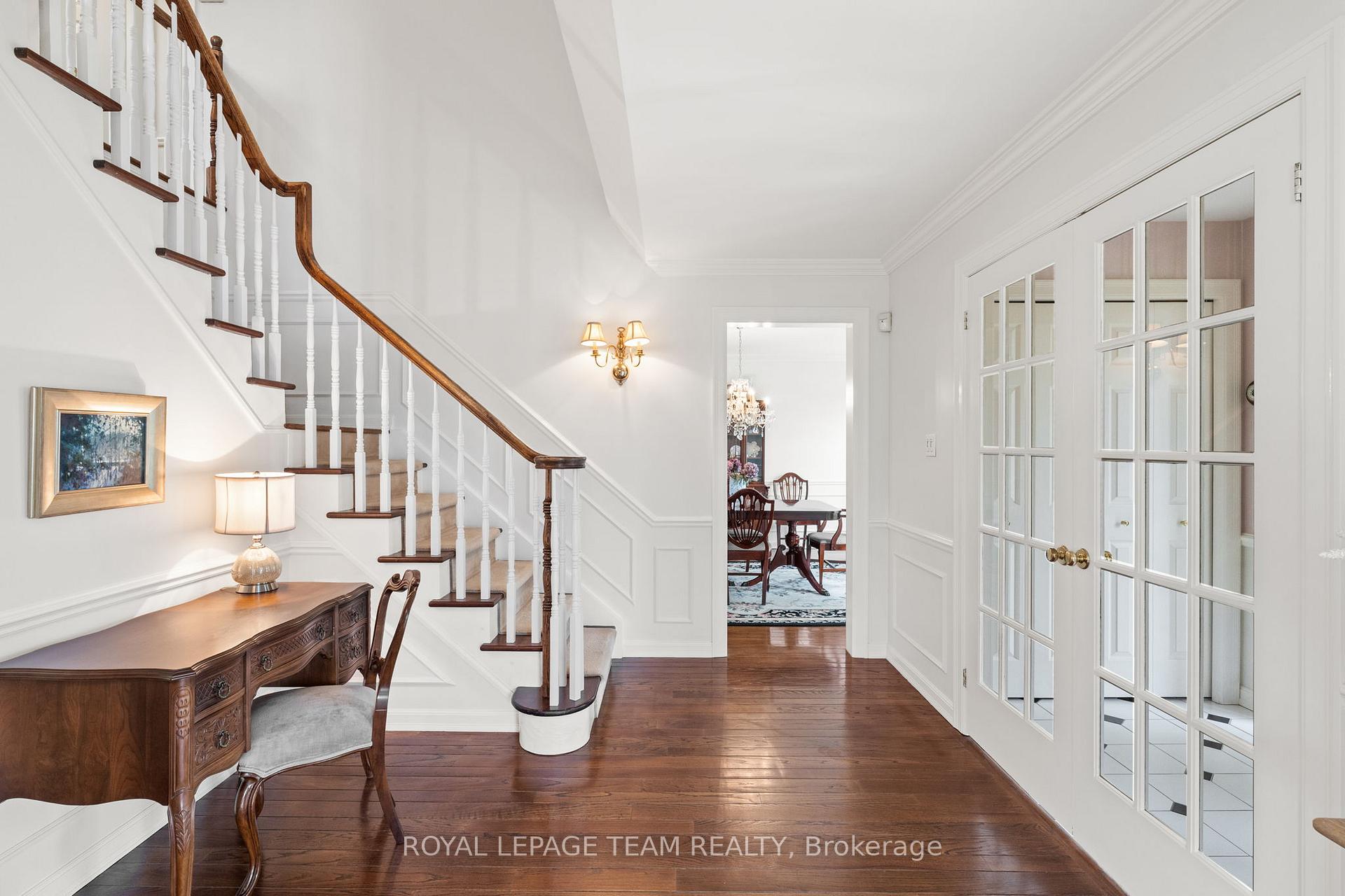 Photo 6 of 1246 Potter Drive, Ottawa, Manotick Village & Manotick Estates — HOMEH