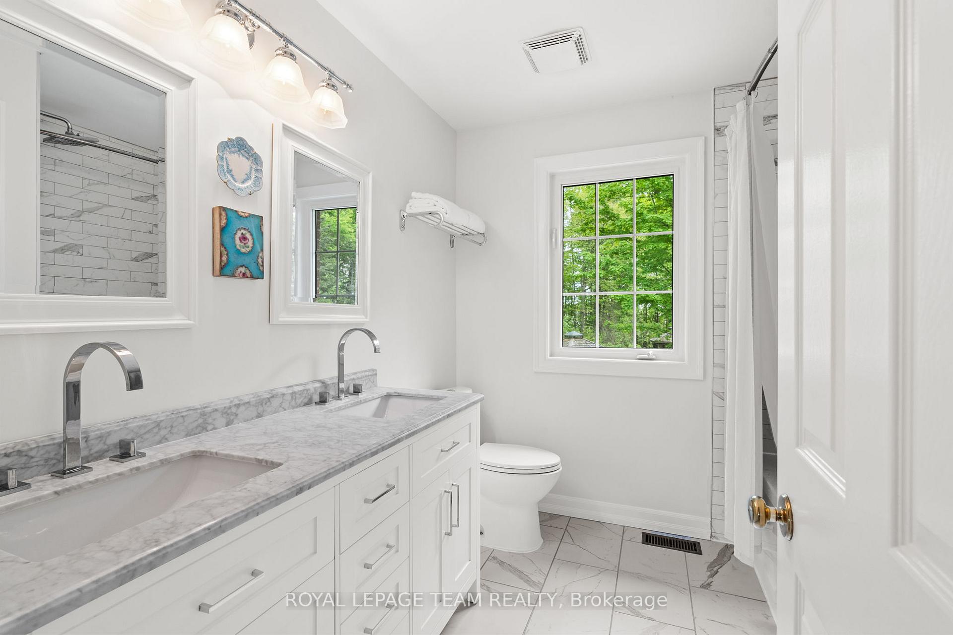 Photo 23 of 1246 Potter Drive, Ottawa, Manotick Village & Manotick Estates — HOMEH