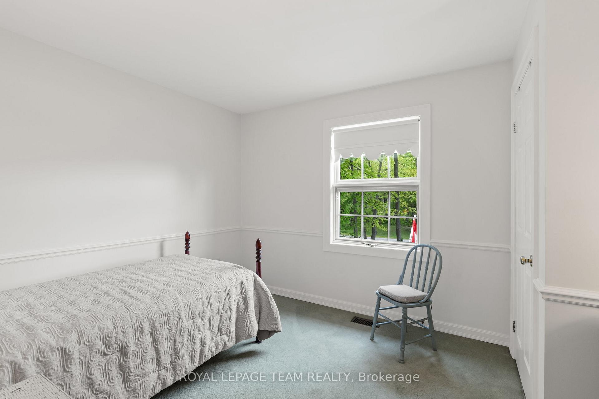 Photo 26 of 1246 Potter Drive, Ottawa, Manotick Village & Manotick Estates — HOMEH