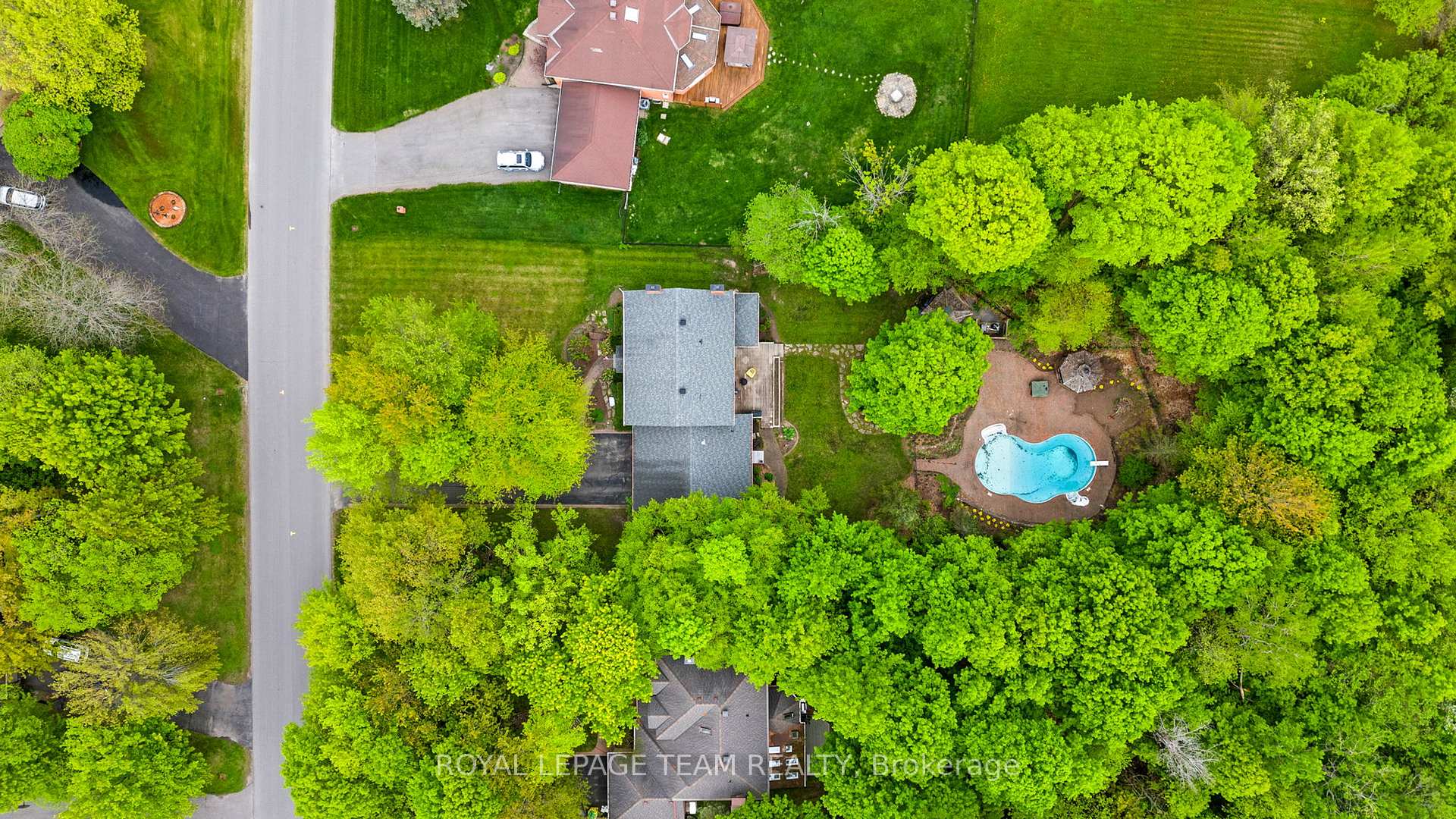 Photo 31 of 1246 Potter Drive, Ottawa, Manotick Village & Manotick Estates — HOMEH