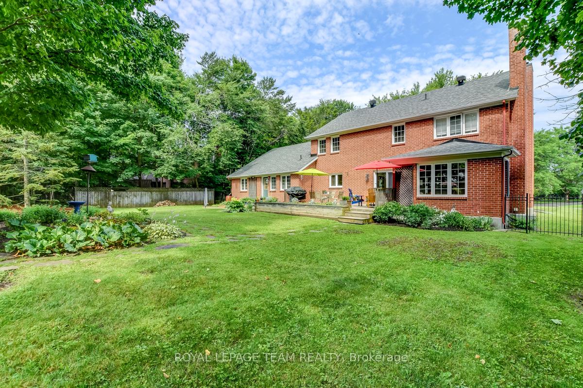 Photo 38 of 1246 Potter Drive, Ottawa, Manotick Village & Manotick Estates — HOMEH
