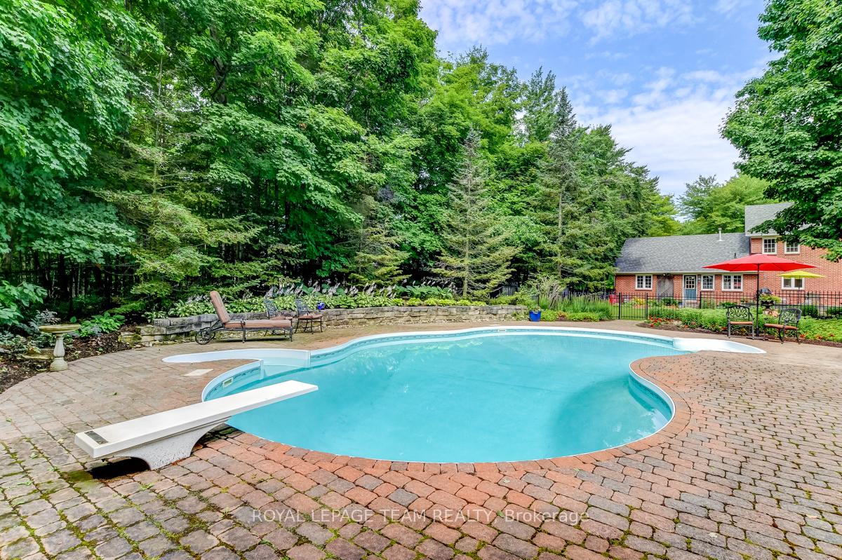 Photo 50 of 1246 Potter Drive, Ottawa, Manotick Village & Manotick Estates — HOMEH