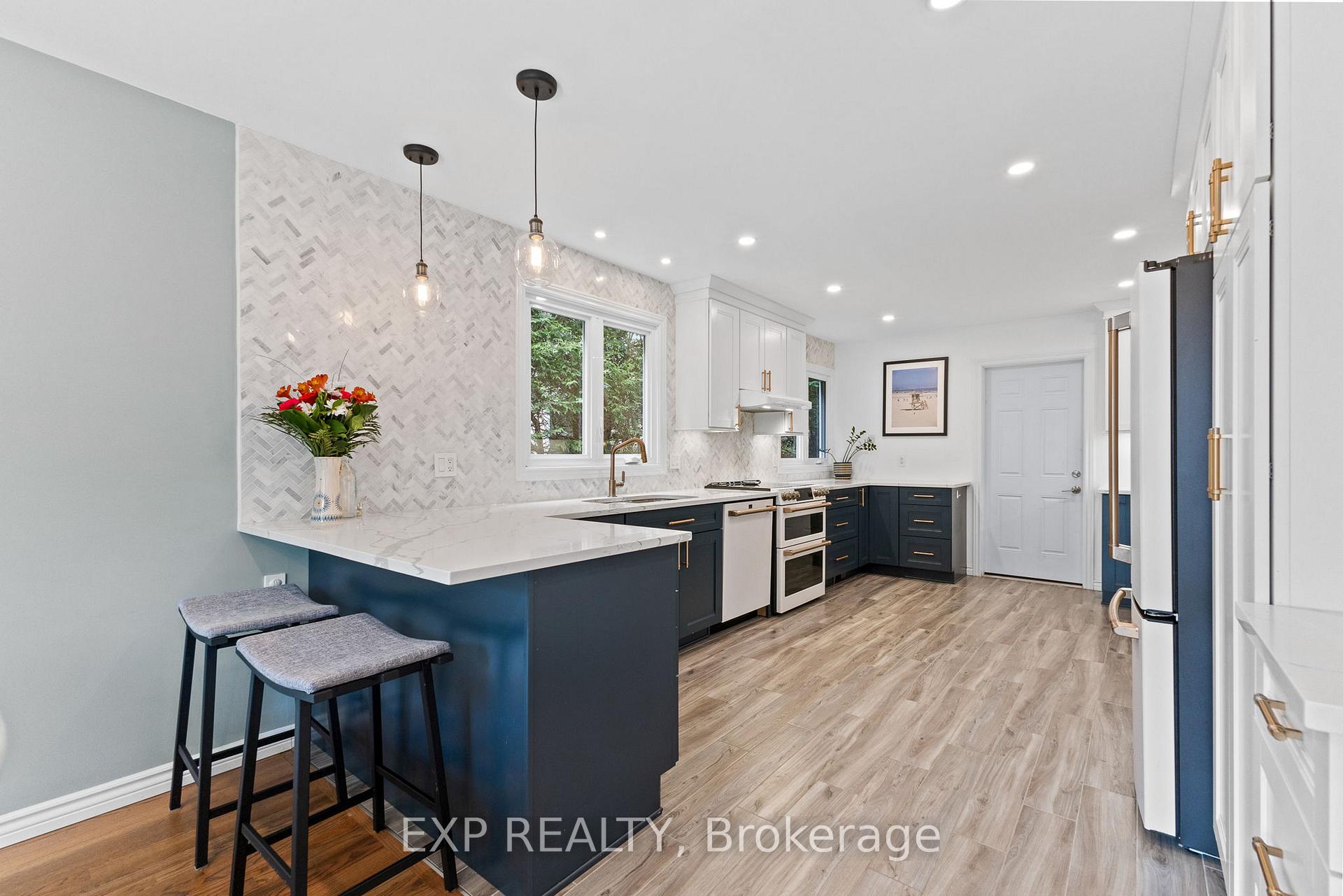 Photo 8 of 41 Bluegrass Drive, Ottawa, Kanata - Bridlewood — HOMEH