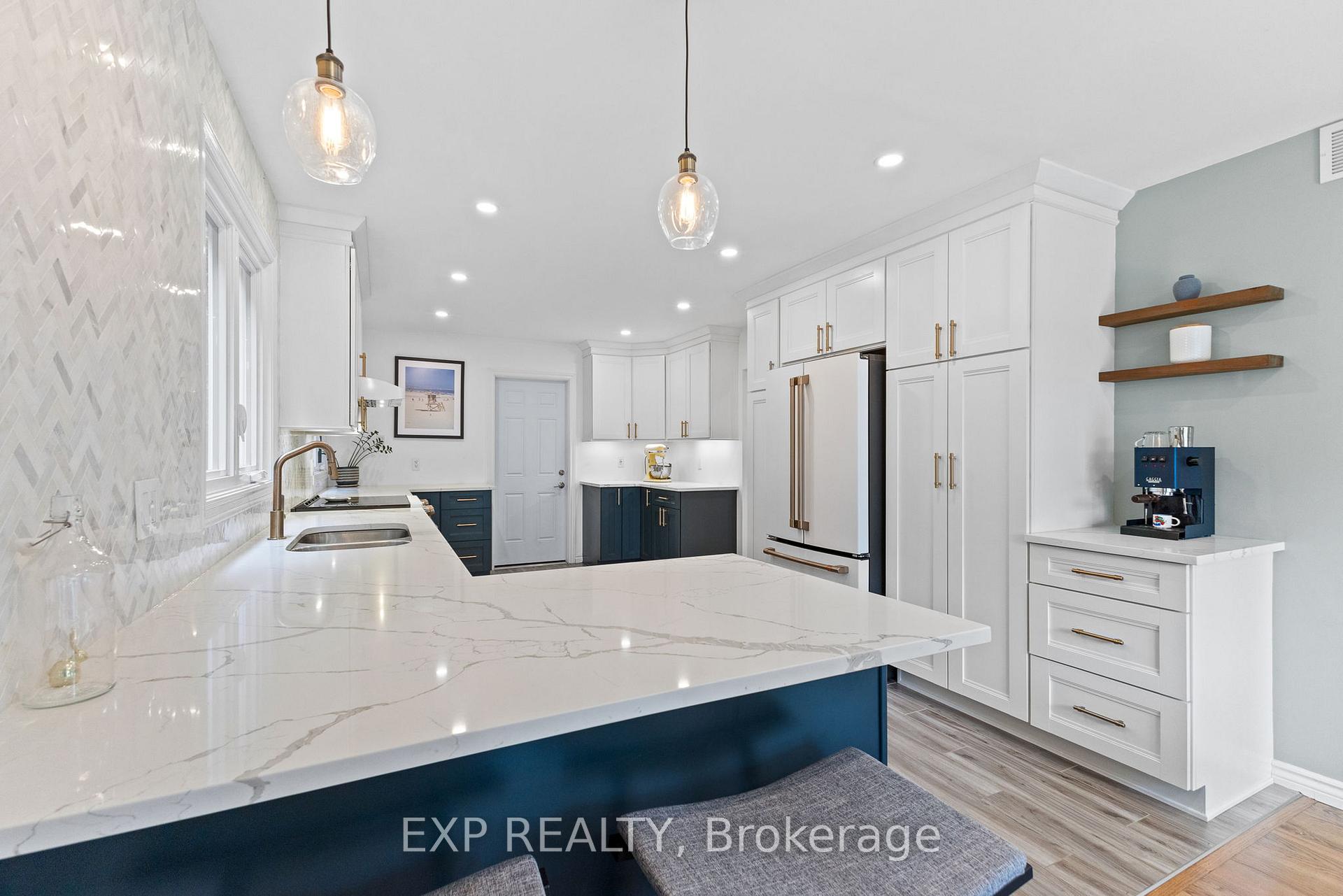 Photo 13 of 41 Bluegrass Drive, Ottawa, Kanata - Bridlewood — HOMEH
