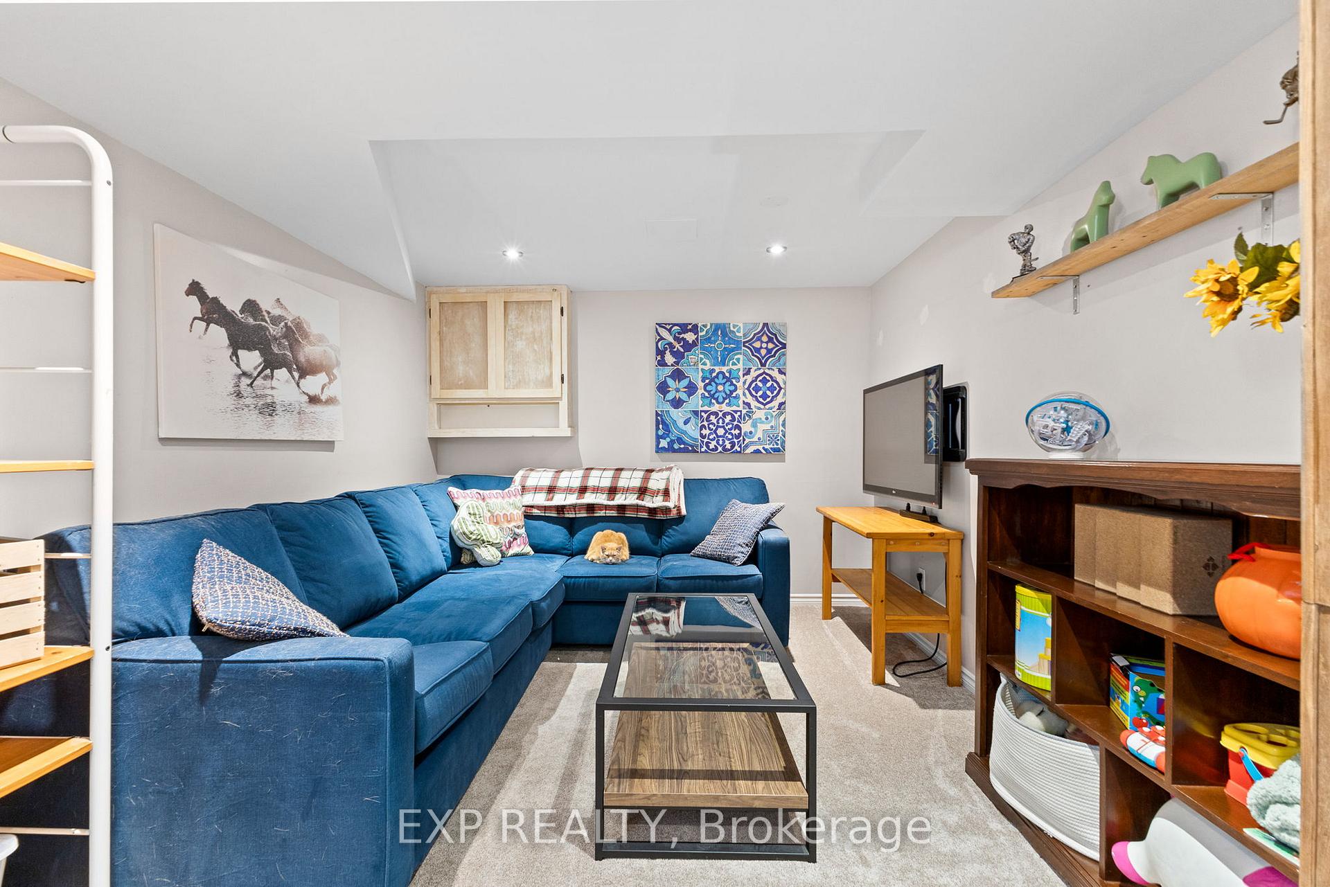 Photo 32 of 41 Bluegrass Drive, Ottawa, Kanata - Bridlewood — HOMEH