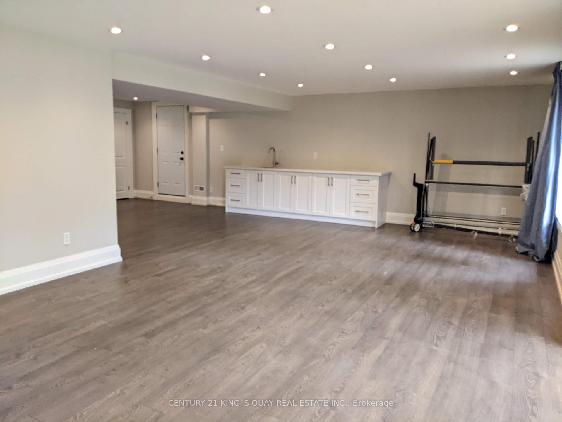 Photo 21 of 9779 Warden Avenue, Markham, Devil's Elbow — HOMEH