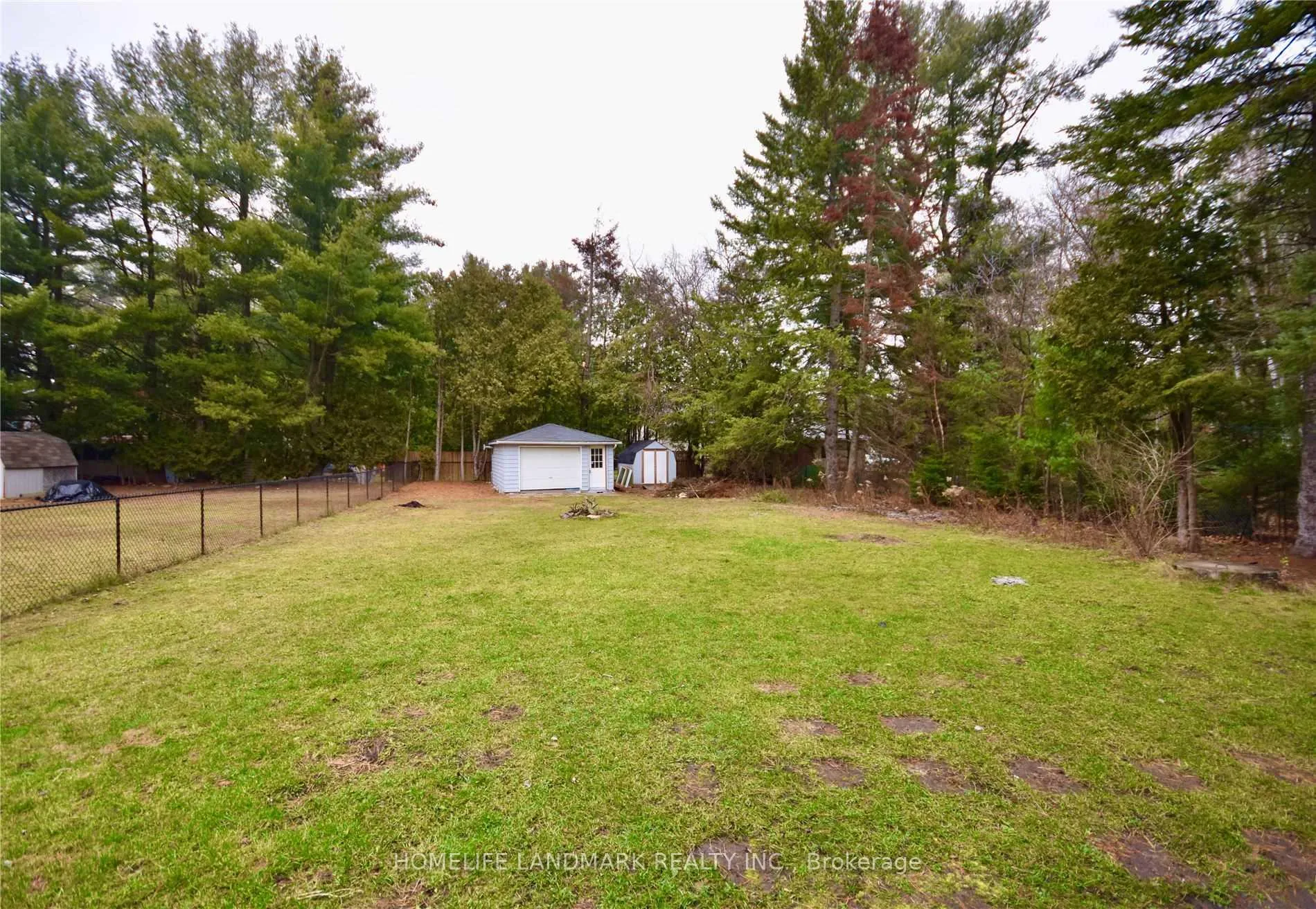 Photo 2 of 778 Pine Grove Avenue, Innisfil, Lefroy — HOMEH