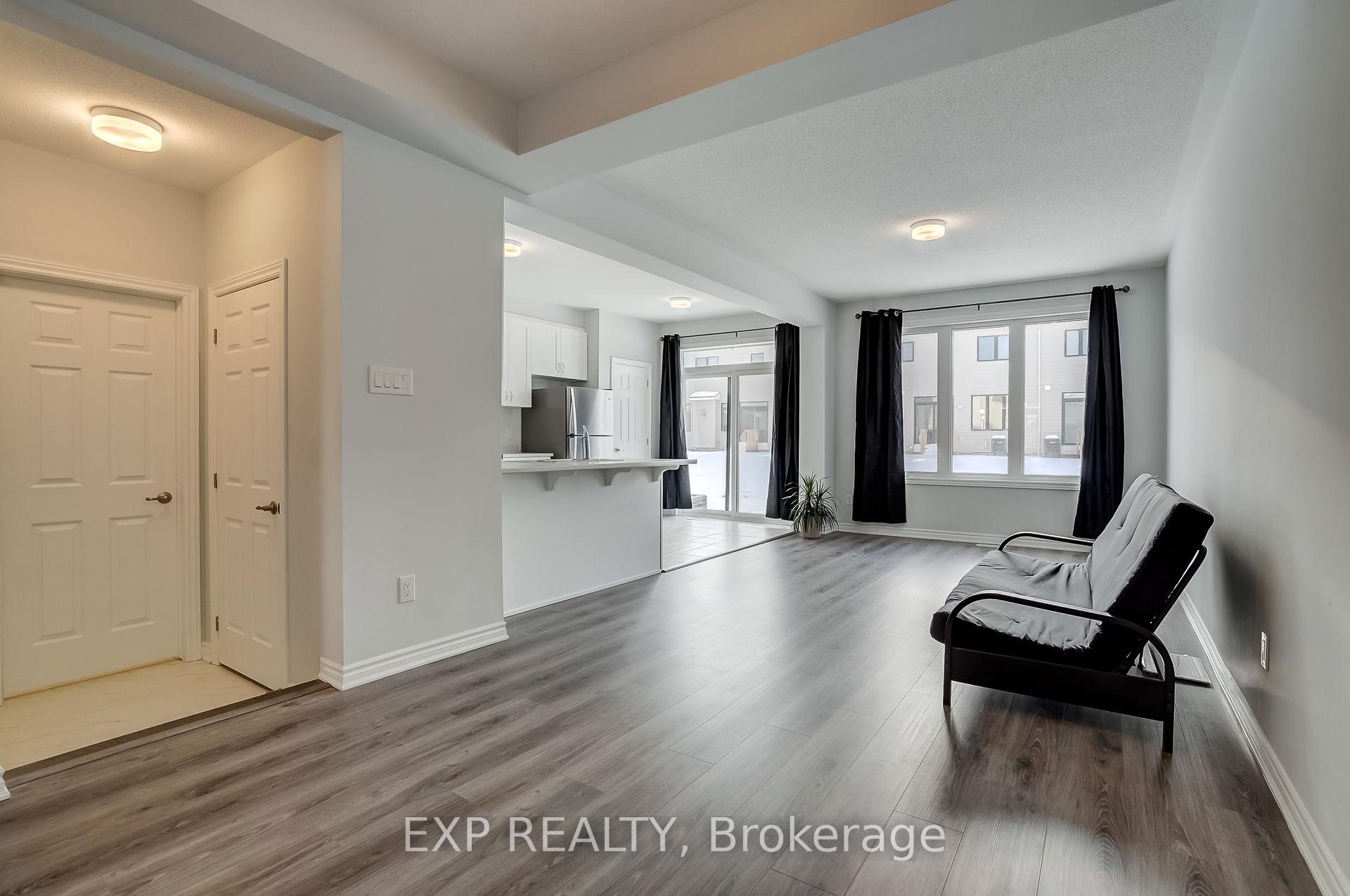 Photo 9 of 547 Arosa Way, Ottawa, Kanata - Emerald Meadows/Trailwest — HOMEH