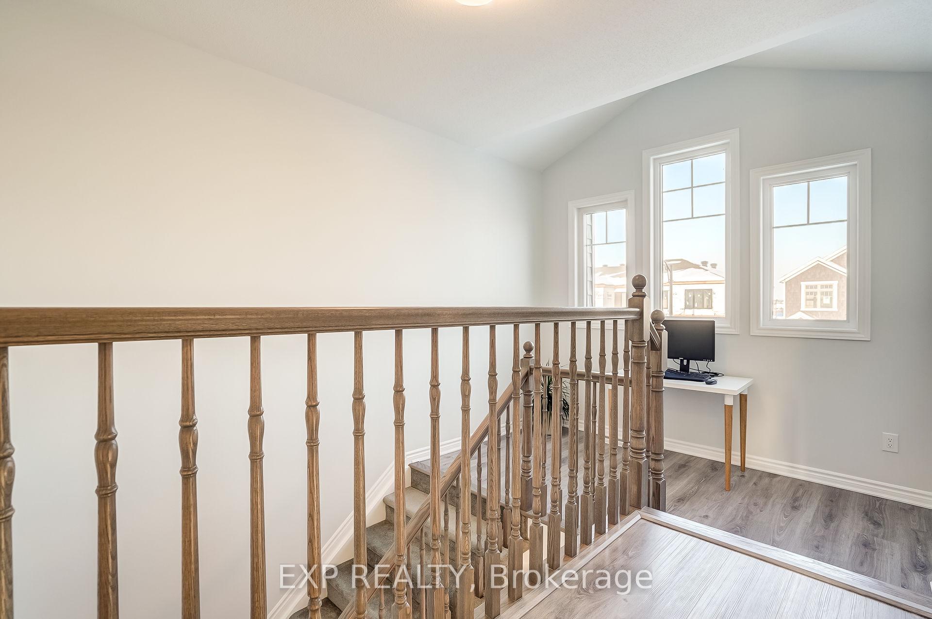 Photo 11 of 547 Arosa Way, Ottawa, Kanata - Emerald Meadows/Trailwest — HOMEH
