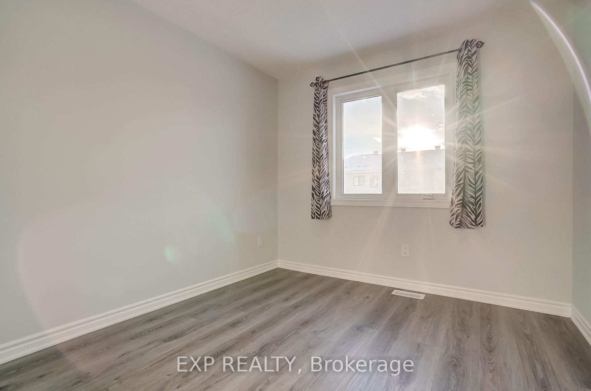 Photo 15 of 547 Arosa Way, Ottawa, Kanata - Emerald Meadows/Trailwest — HOMEH