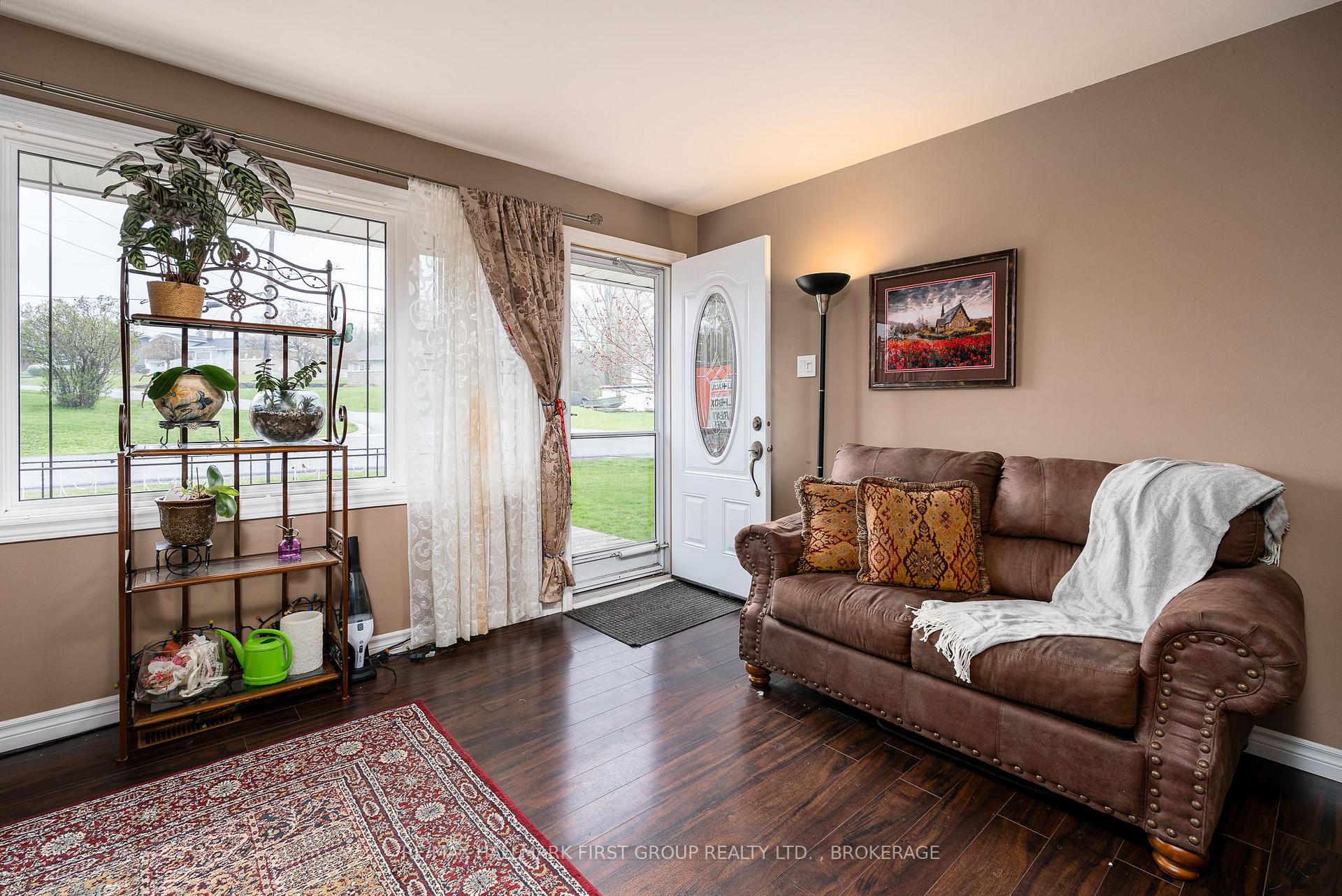 Photo 4 of 235 Lakeview Road, Loyalist, Bath — HOMEH