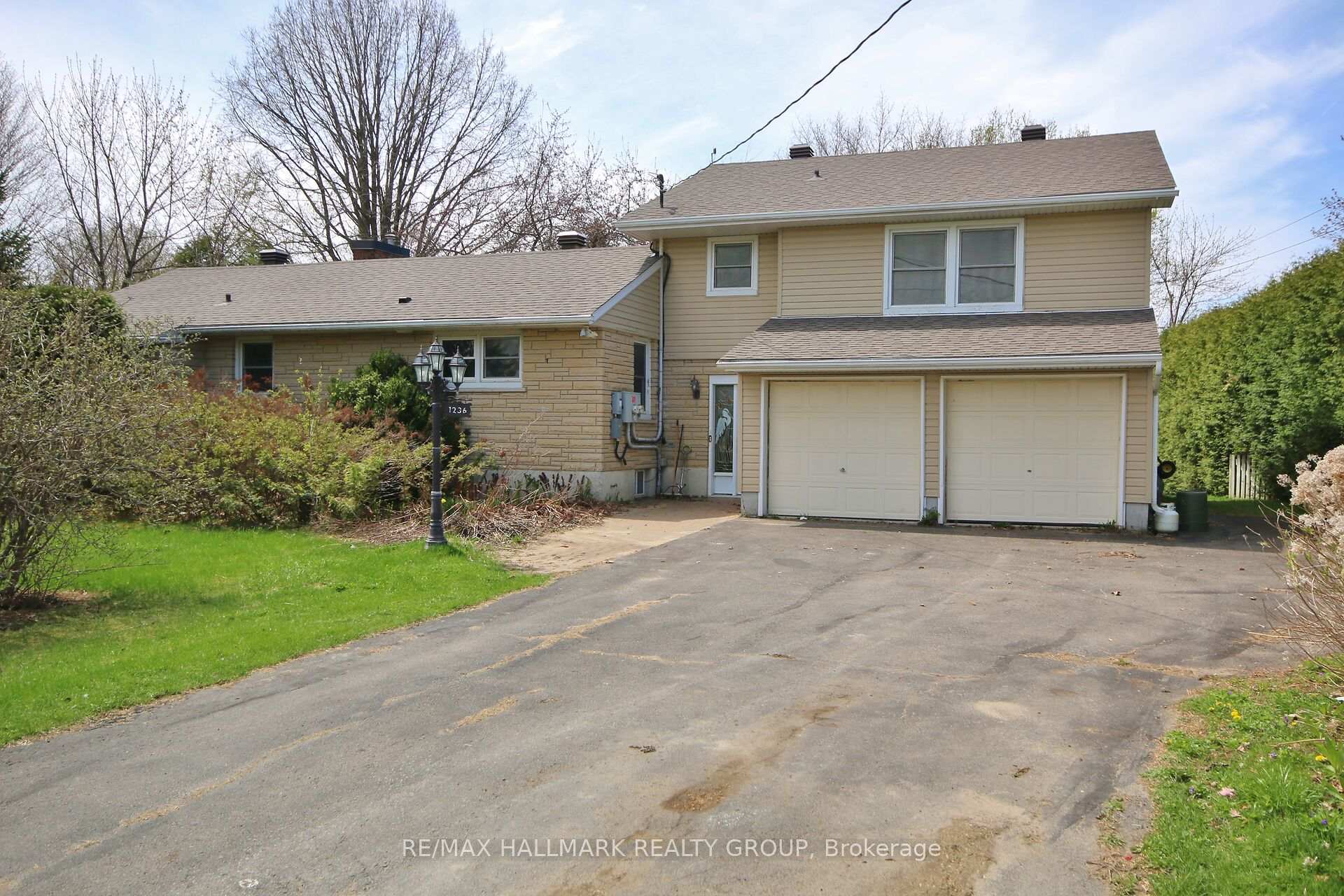 Photo 10 of 1236 River Road, Ottawa, Manotick East to Manotick Station — HOMEH