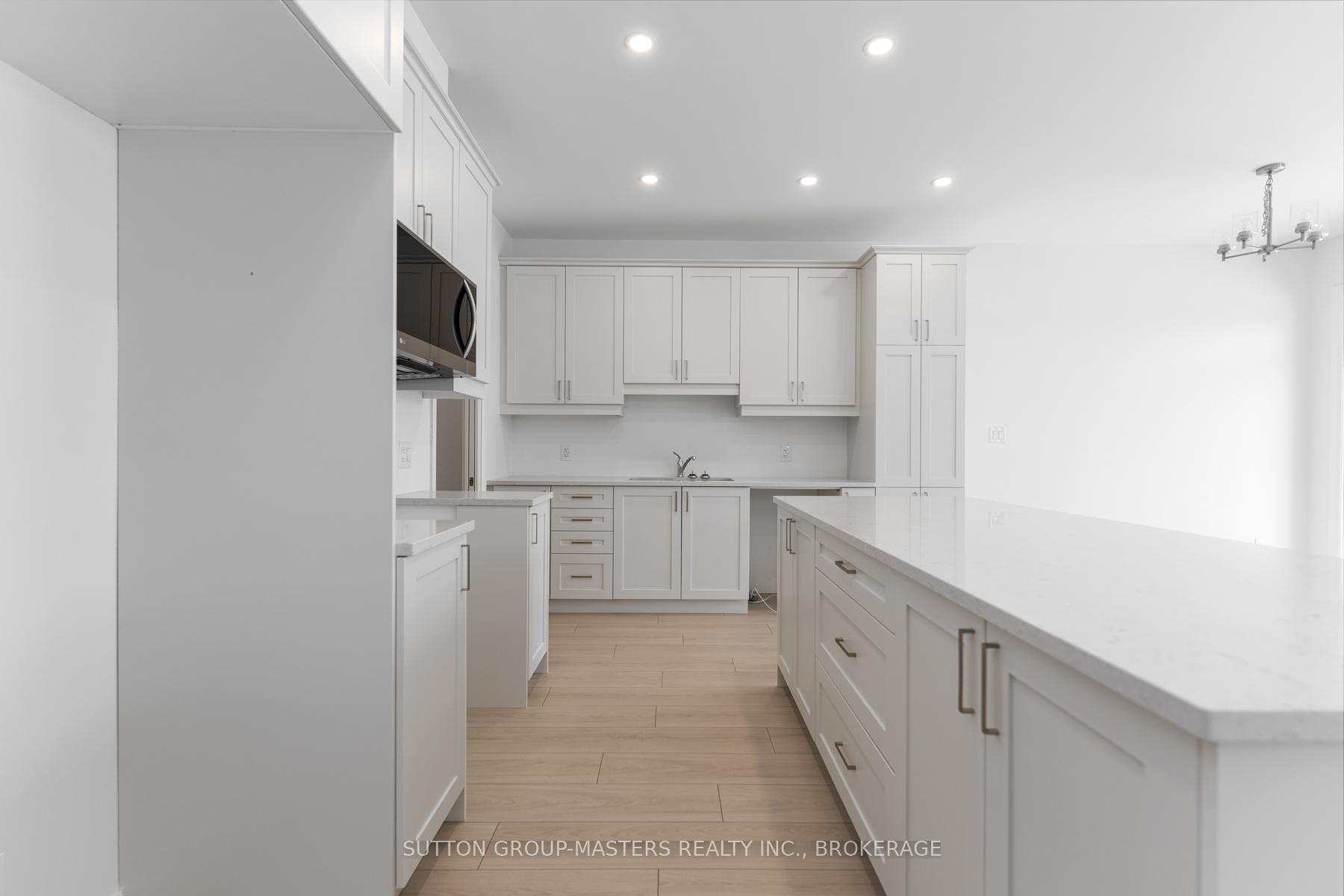 Photo 16 of 201 Superior Drive, Loyalist, Amherstview — HOMEH