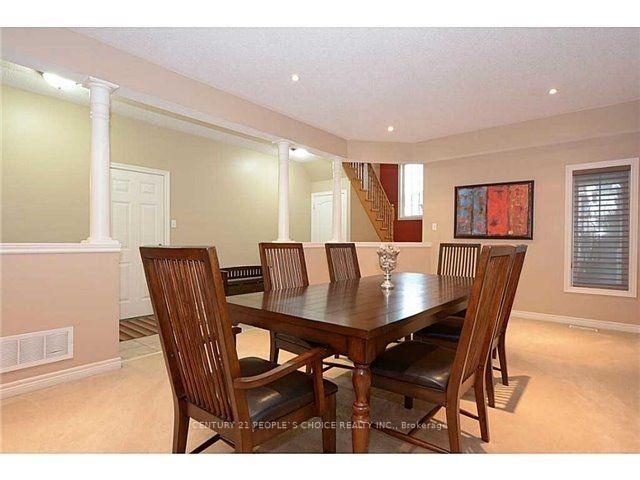 Photo 6 of 16 Cardiff Lane, Hamilton, Stoney Creek — HOMEH