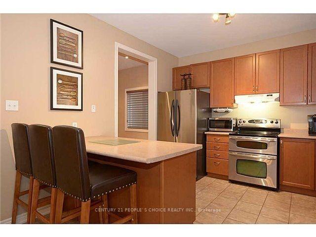 Photo 7 of 16 Cardiff Lane, Hamilton, Stoney Creek — HOMEH