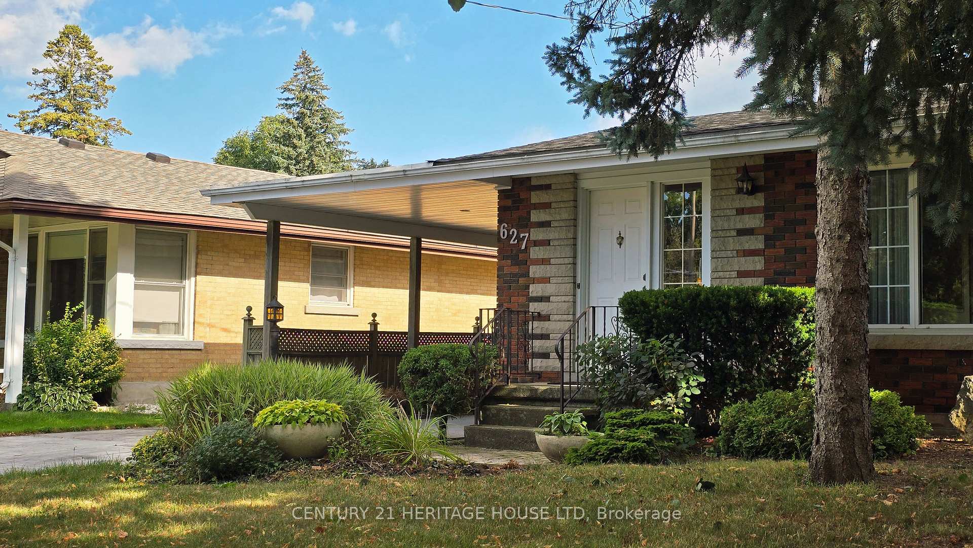 Photo 2 of 627 Krug Street, Kitchener — HOMEH