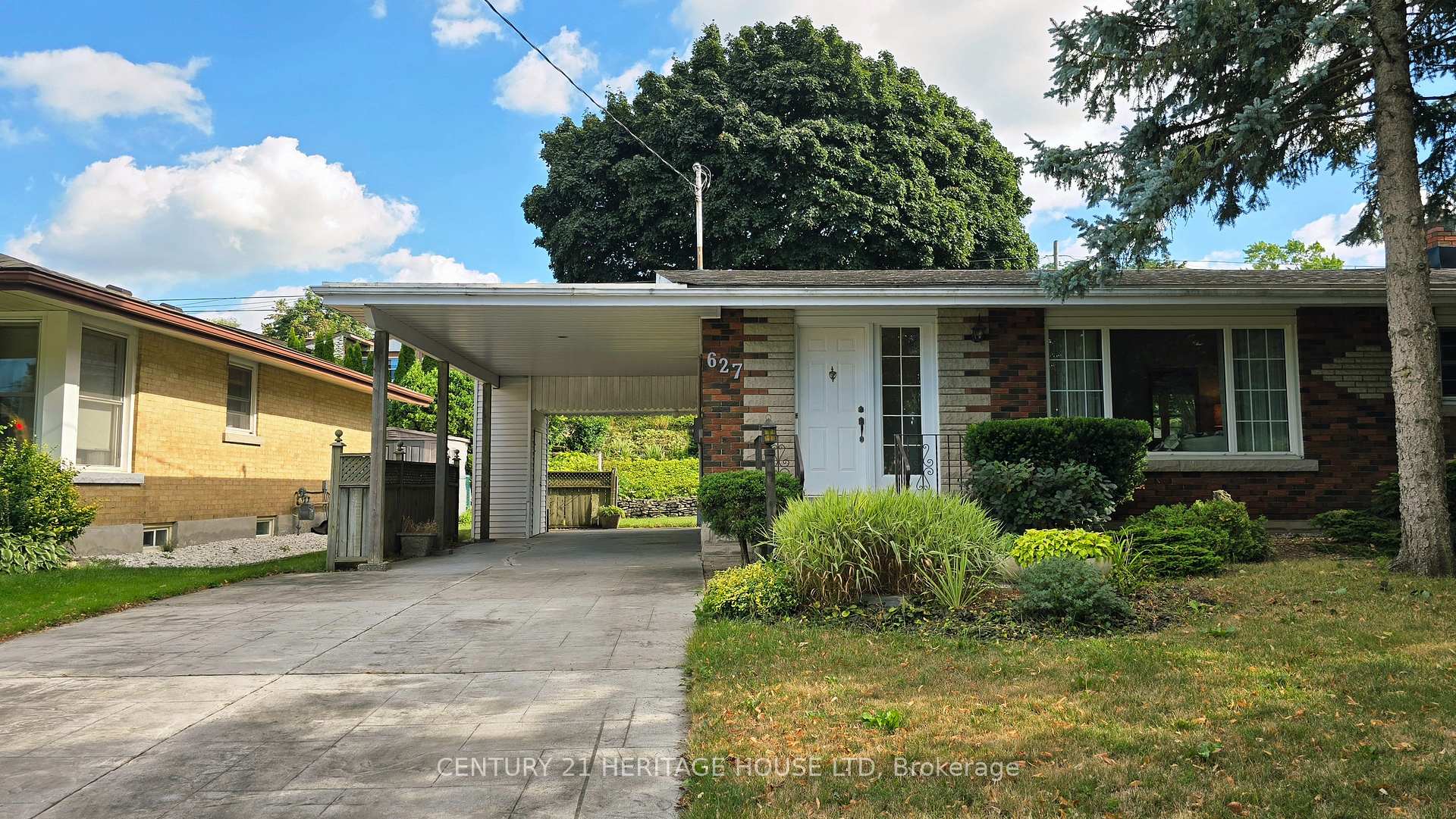 Photo 4 of 627 Krug Street, Kitchener — HOMEH