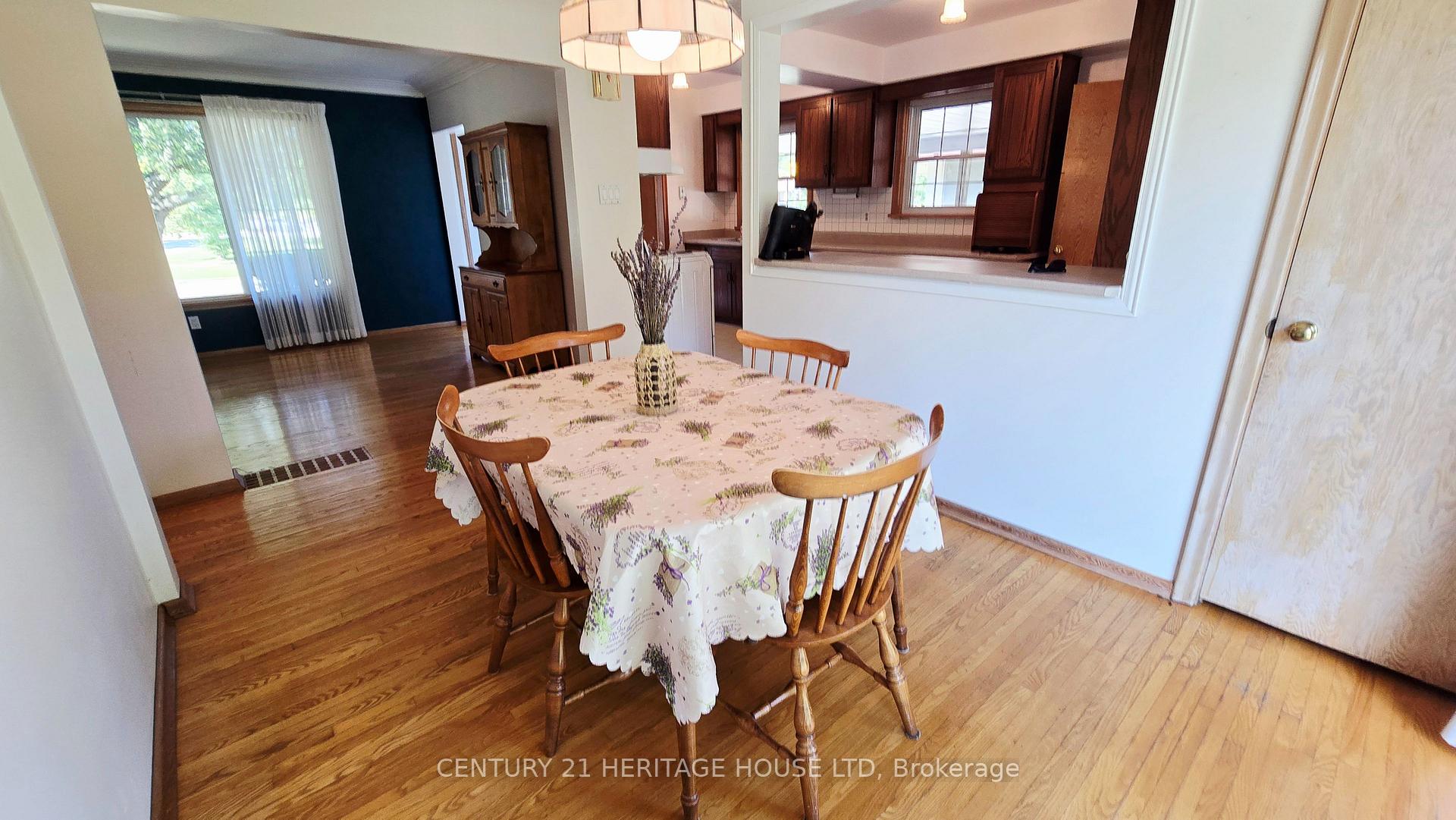 Photo 21 of 627 Krug Street, Kitchener — HOMEH