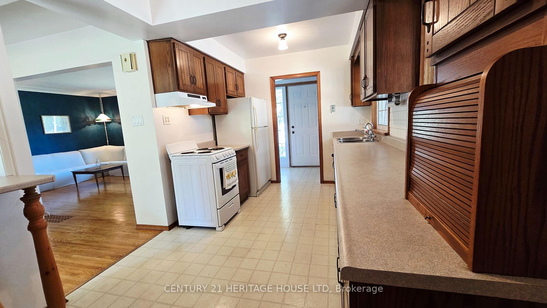 Photo 24 of 627 Krug Street, Kitchener — HOMEH
