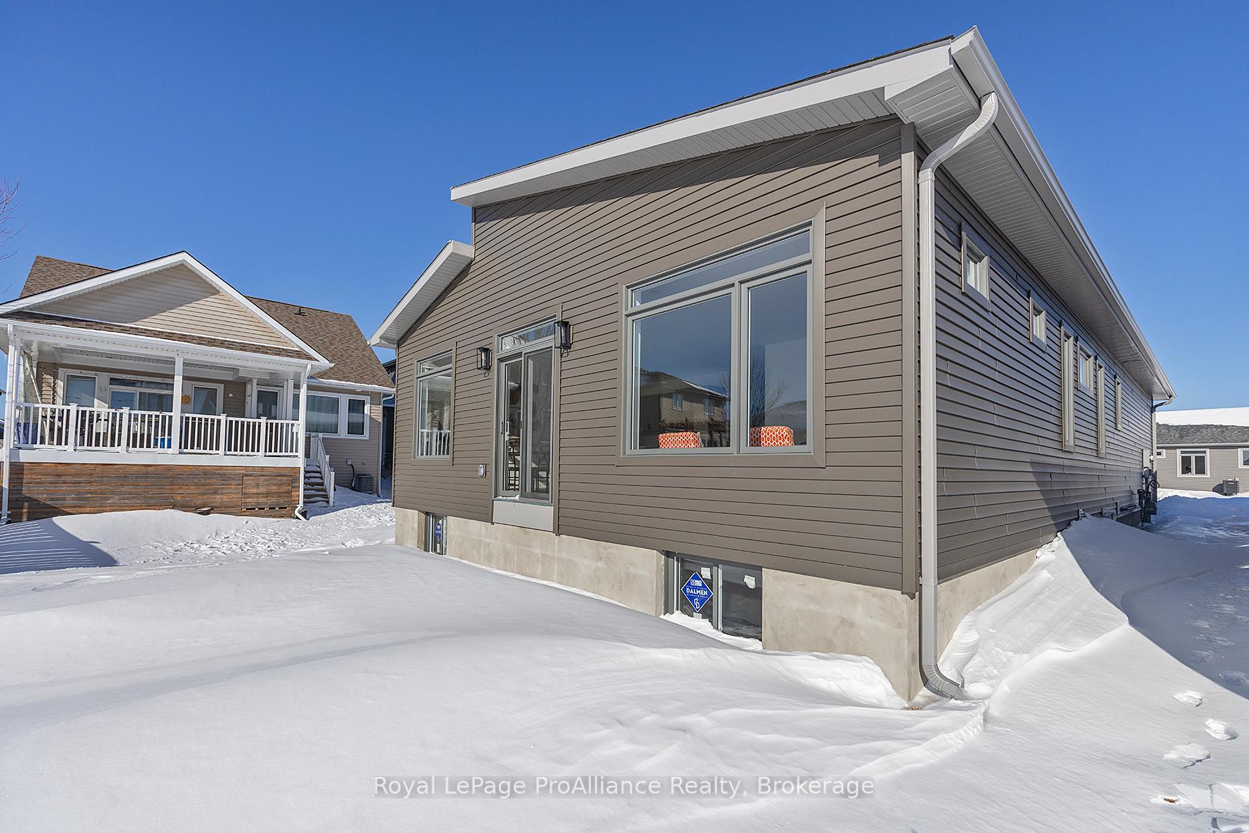 Photo 9 of 149 Mcdonough Crescent, Loyalist, Amherstview — HOMEH