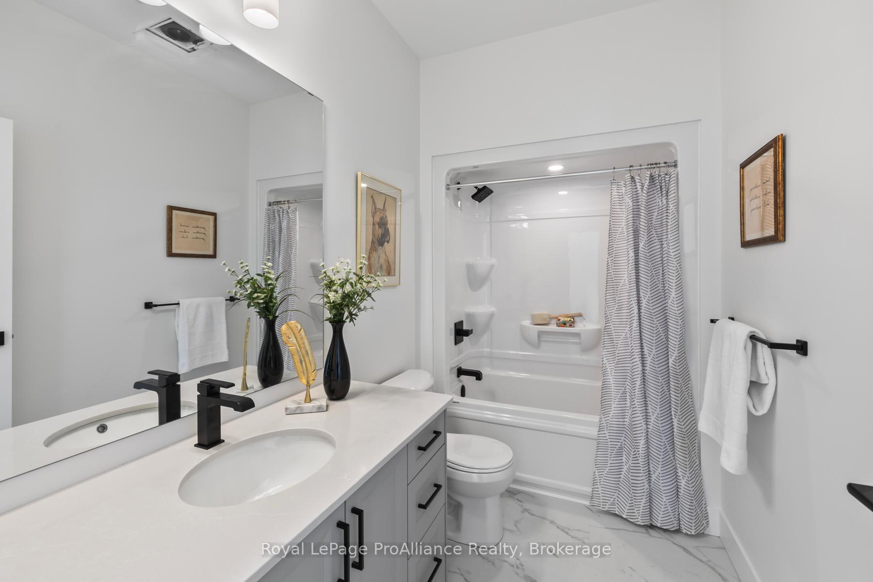Photo 21 of 149 Mcdonough Crescent, Loyalist, Amherstview — HOMEH