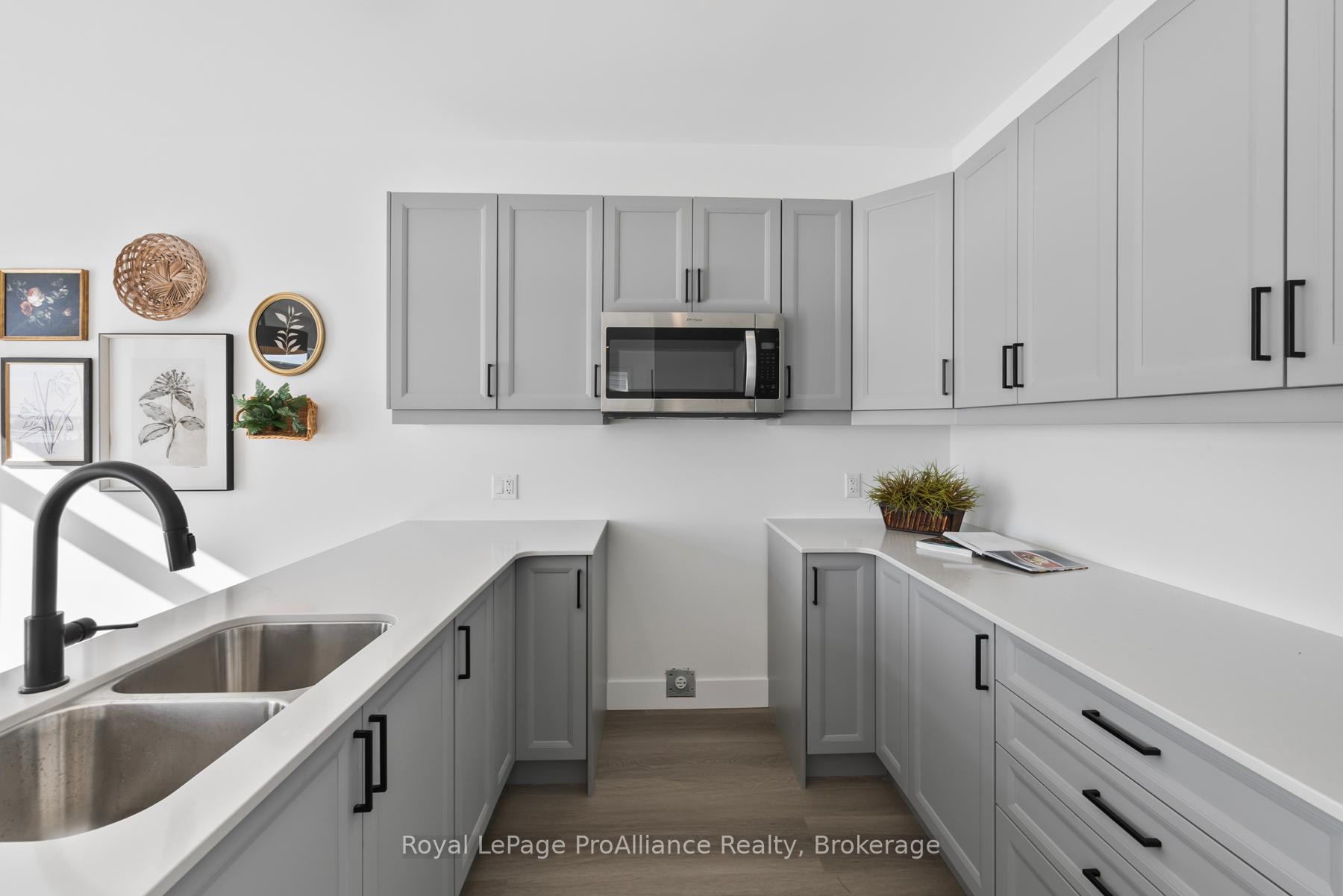 Photo 24 of 149 Mcdonough Crescent, Loyalist, Amherstview — HOMEH